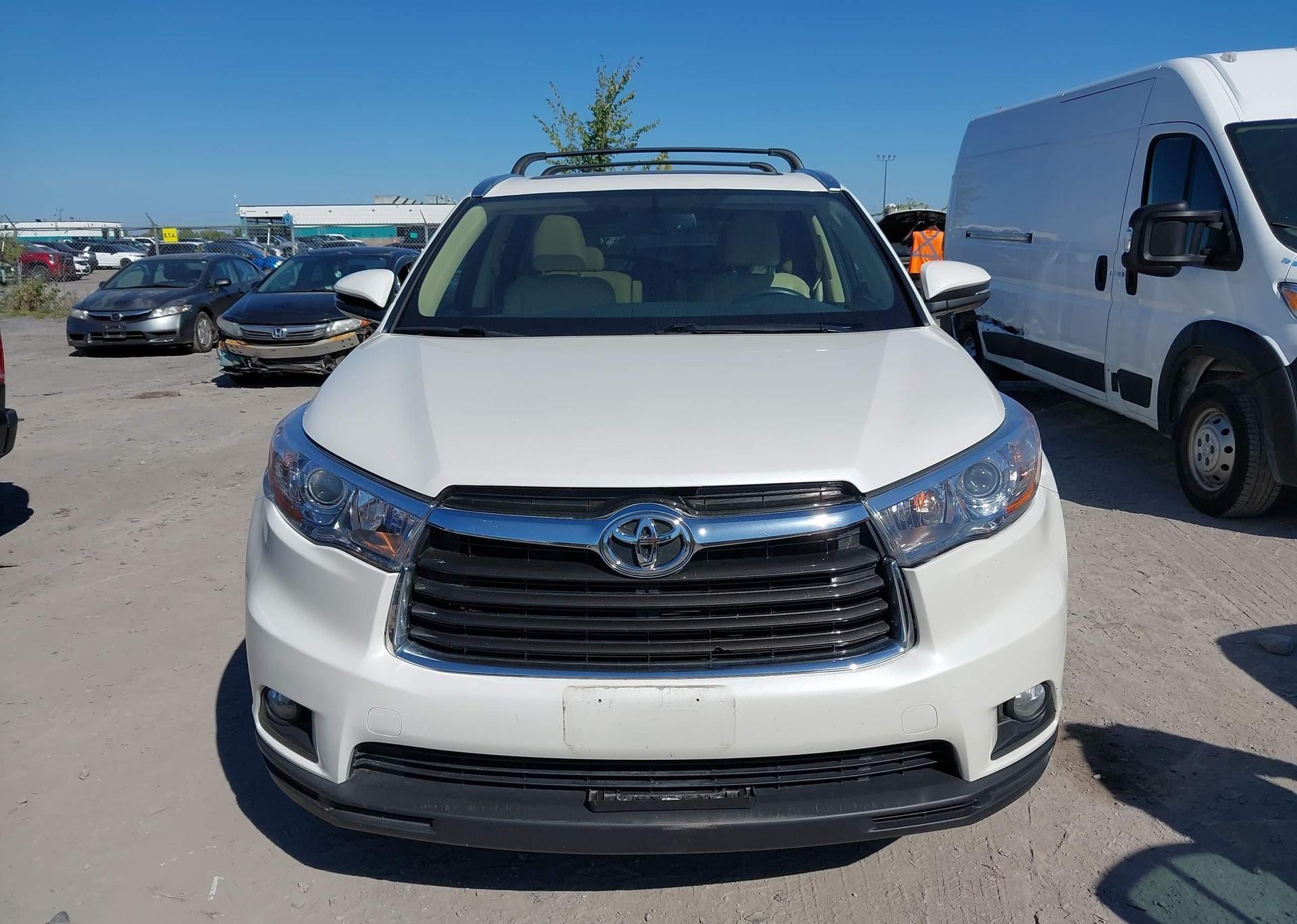 2016 TOYOTA HIGHLANDER LIMITED