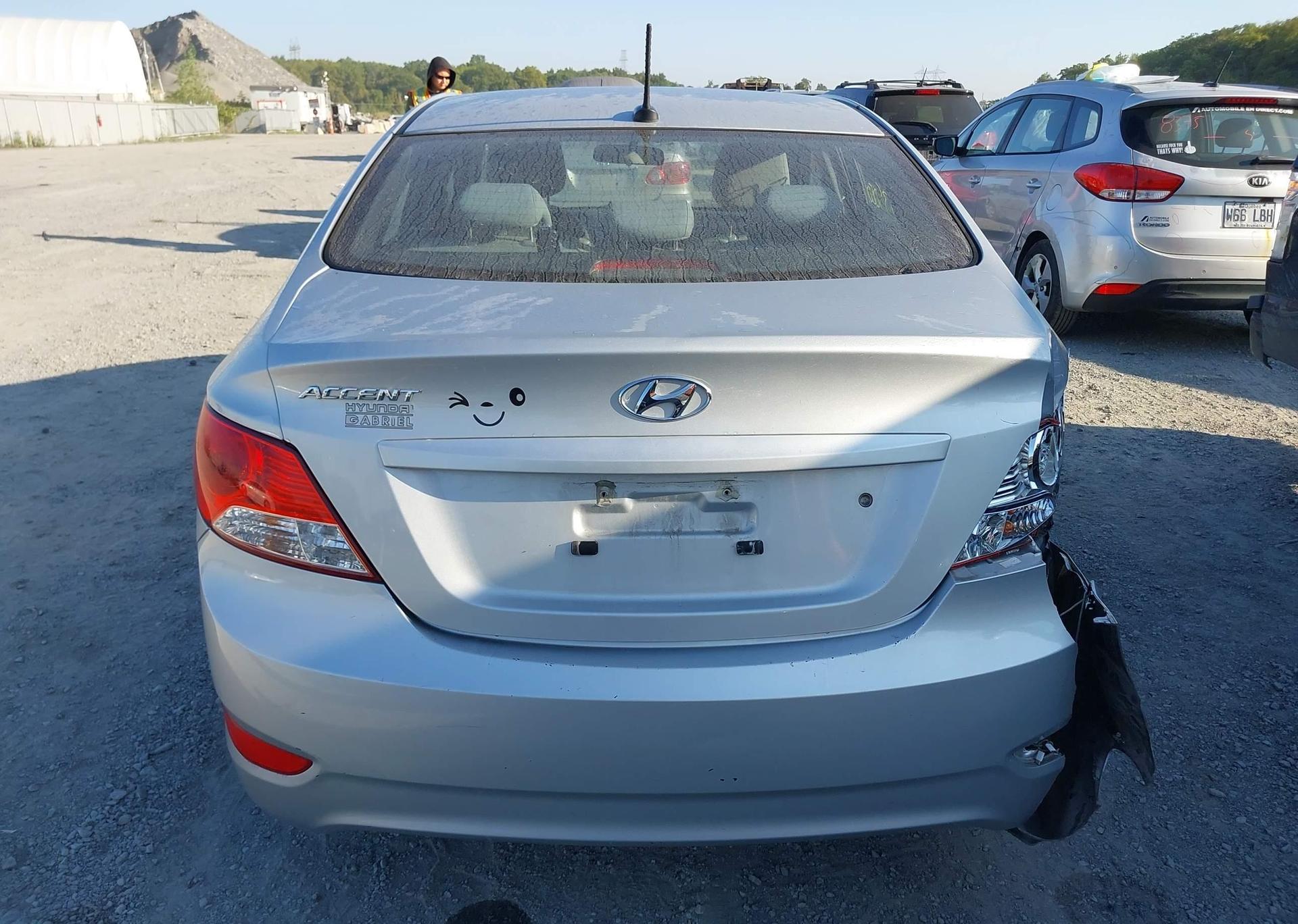 2014 HYUNDAI ACCENT GL