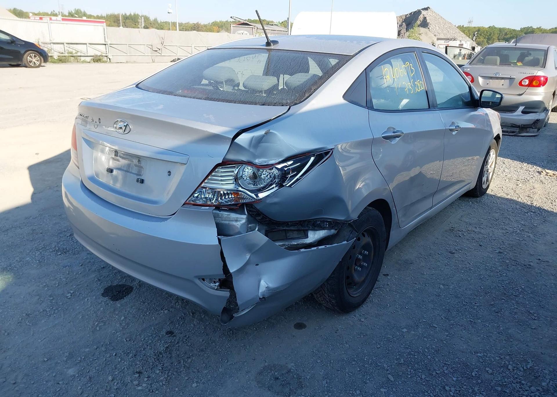 2014 HYUNDAI ACCENT GL