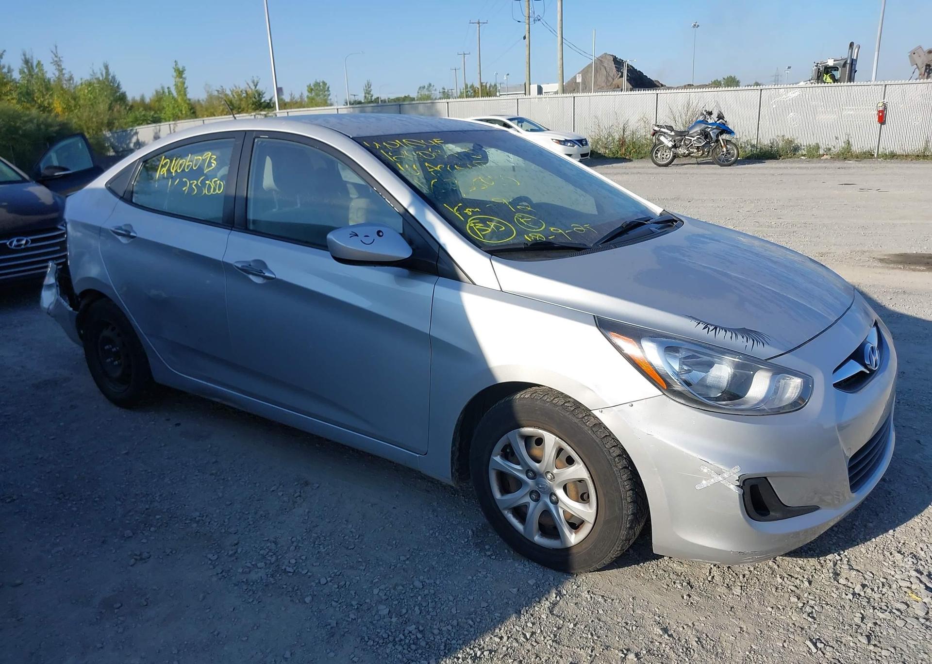 2014 HYUNDAI ACCENT GL