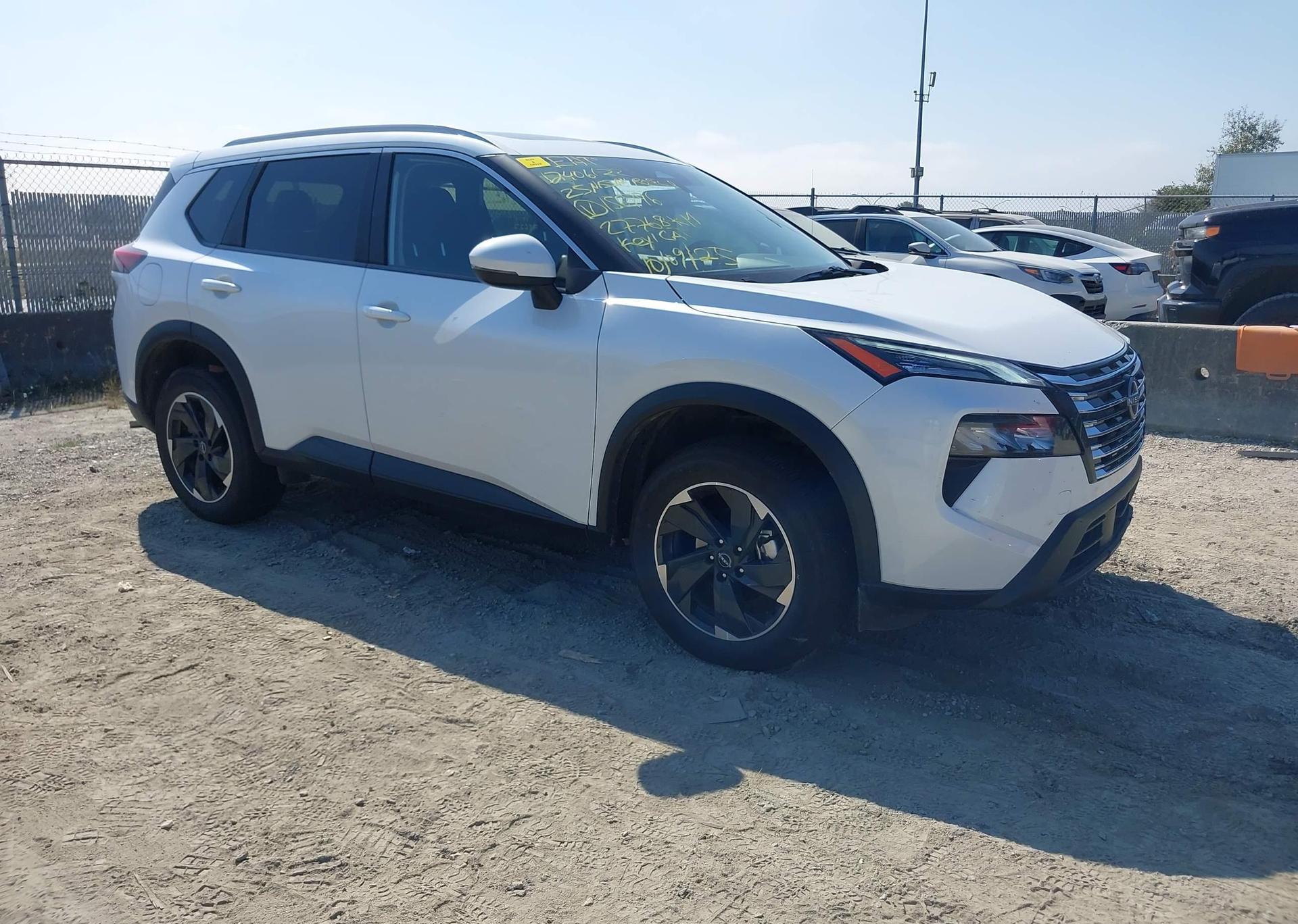 2025 NISSAN ROGUE SV