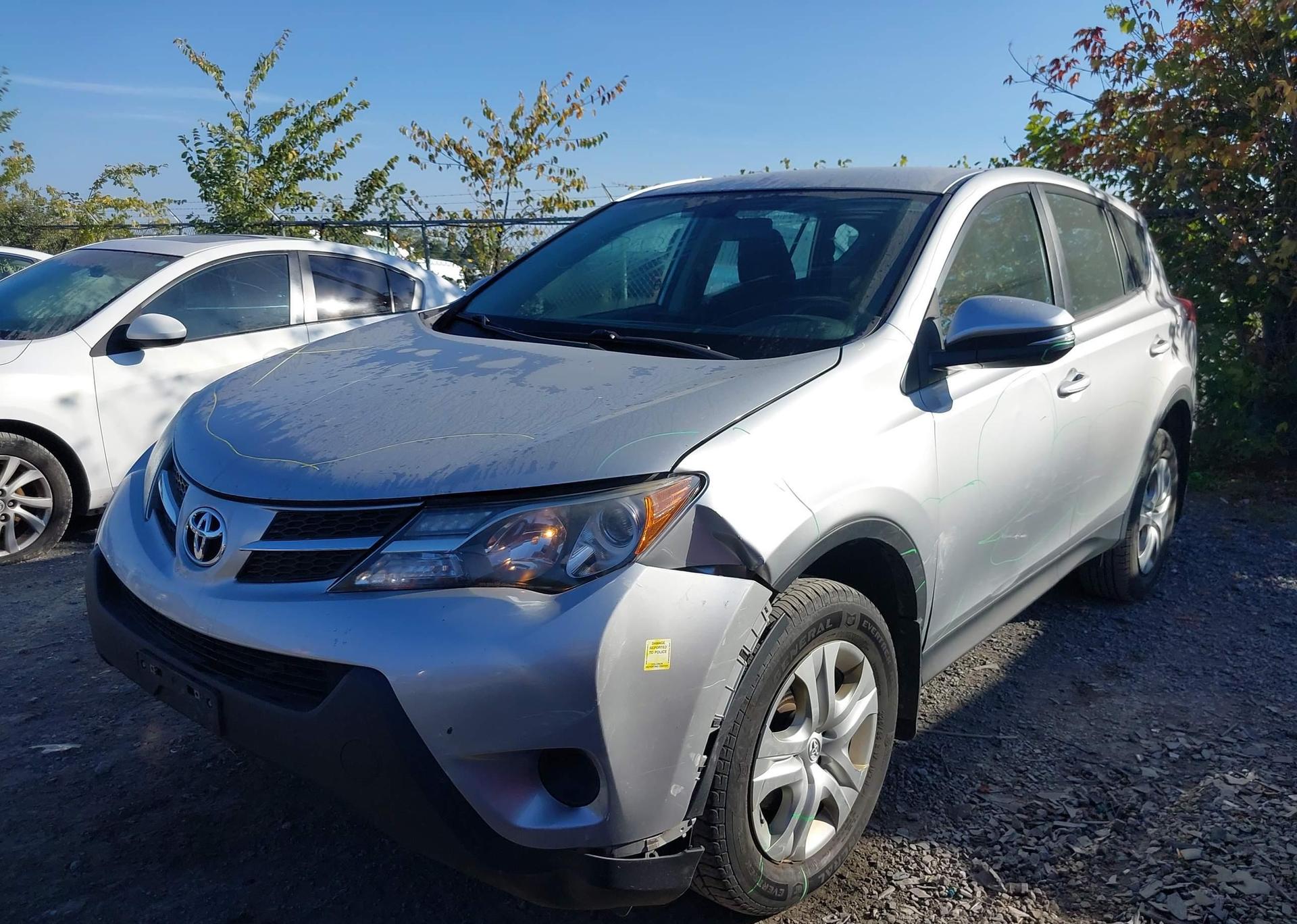 2015 TOYOTA RAV4 LE