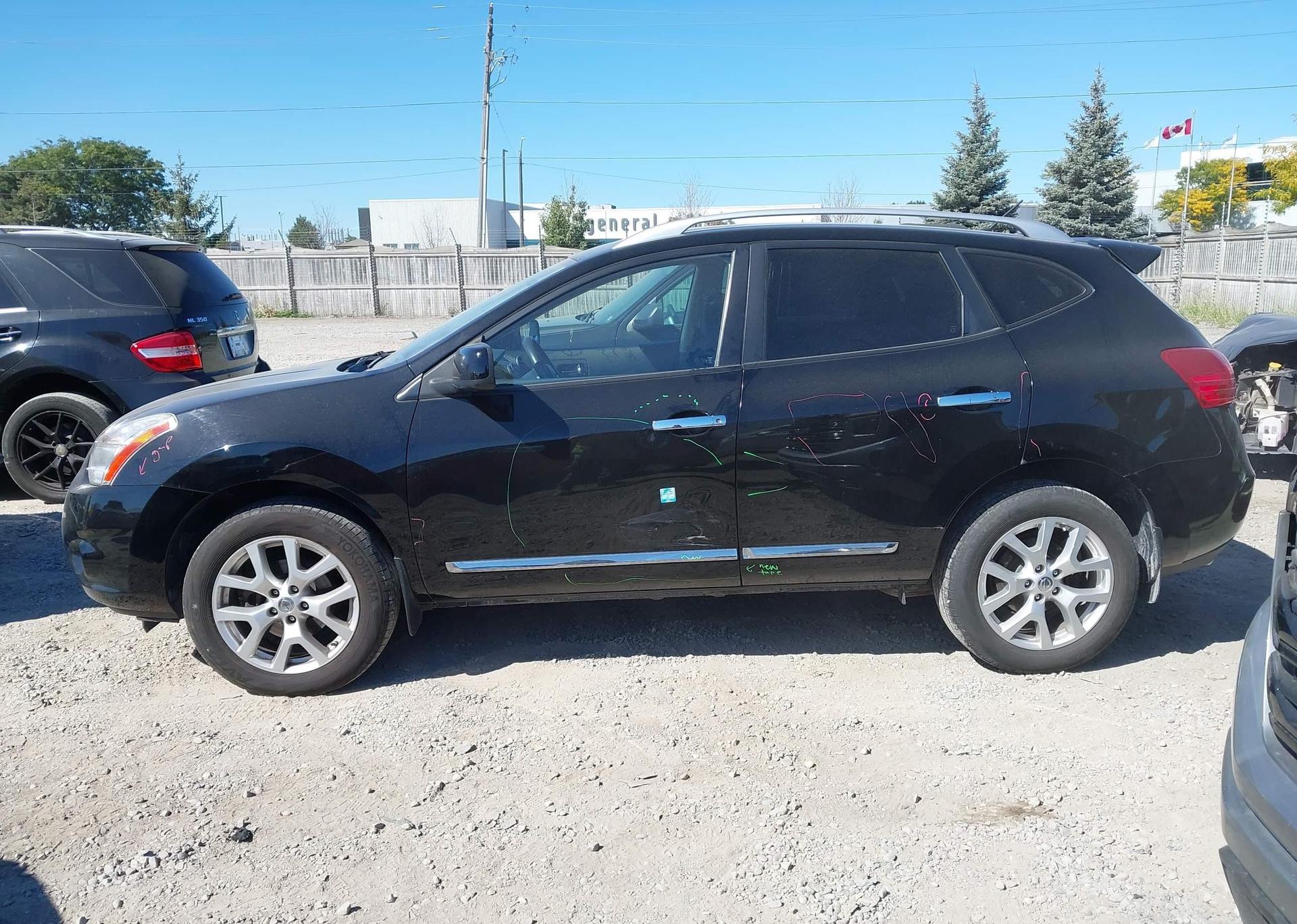 2012 NISSAN ROGUE S