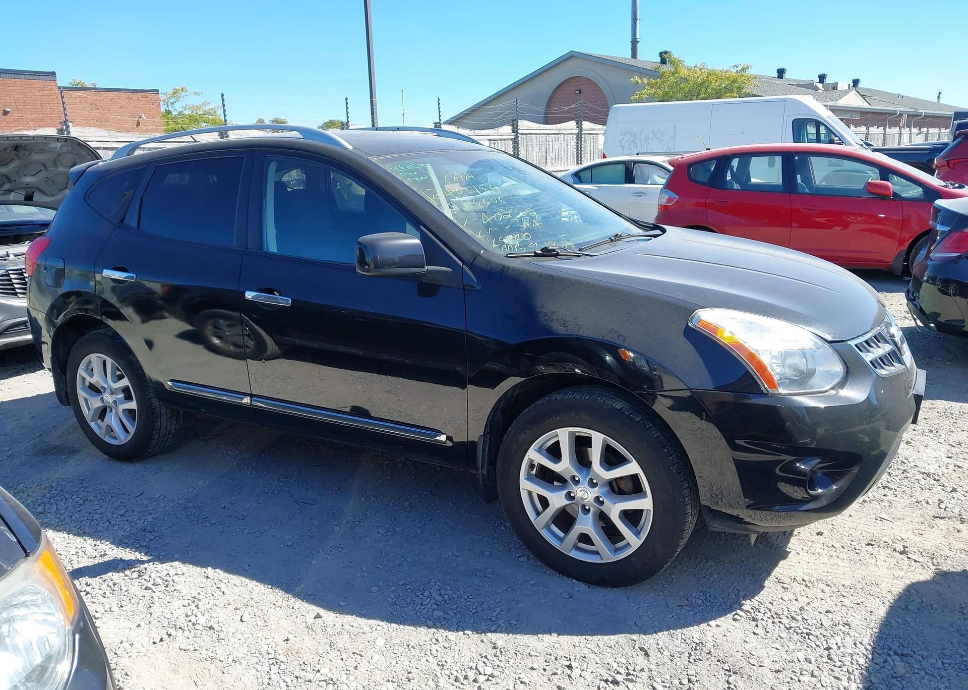 2012 NISSAN ROGUE S