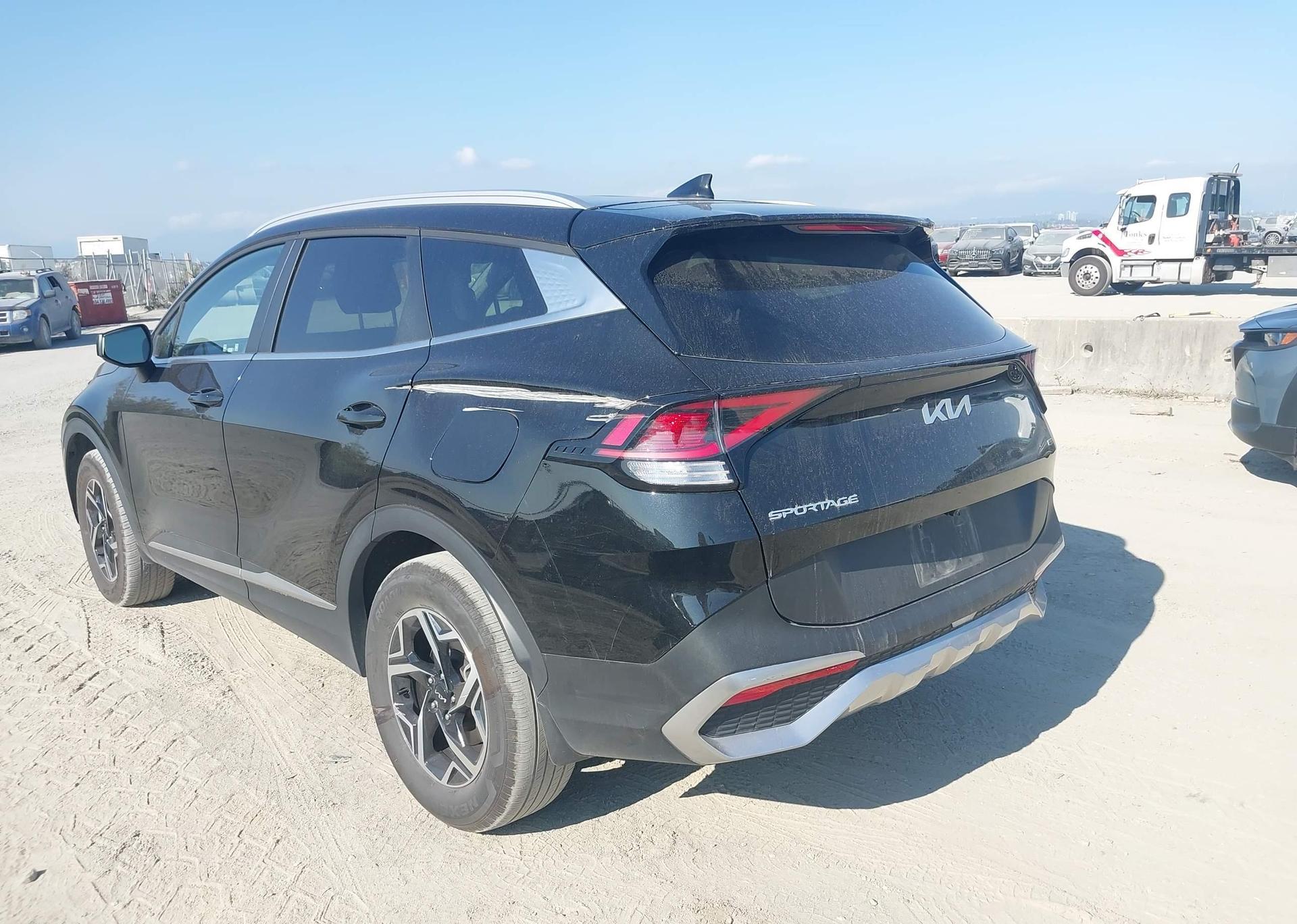 2024 KIA Sportage LX