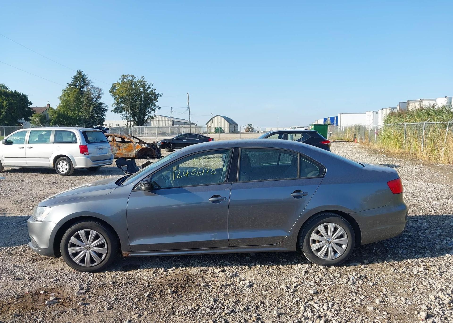 2011 VOLKSWAGEN JETTA S