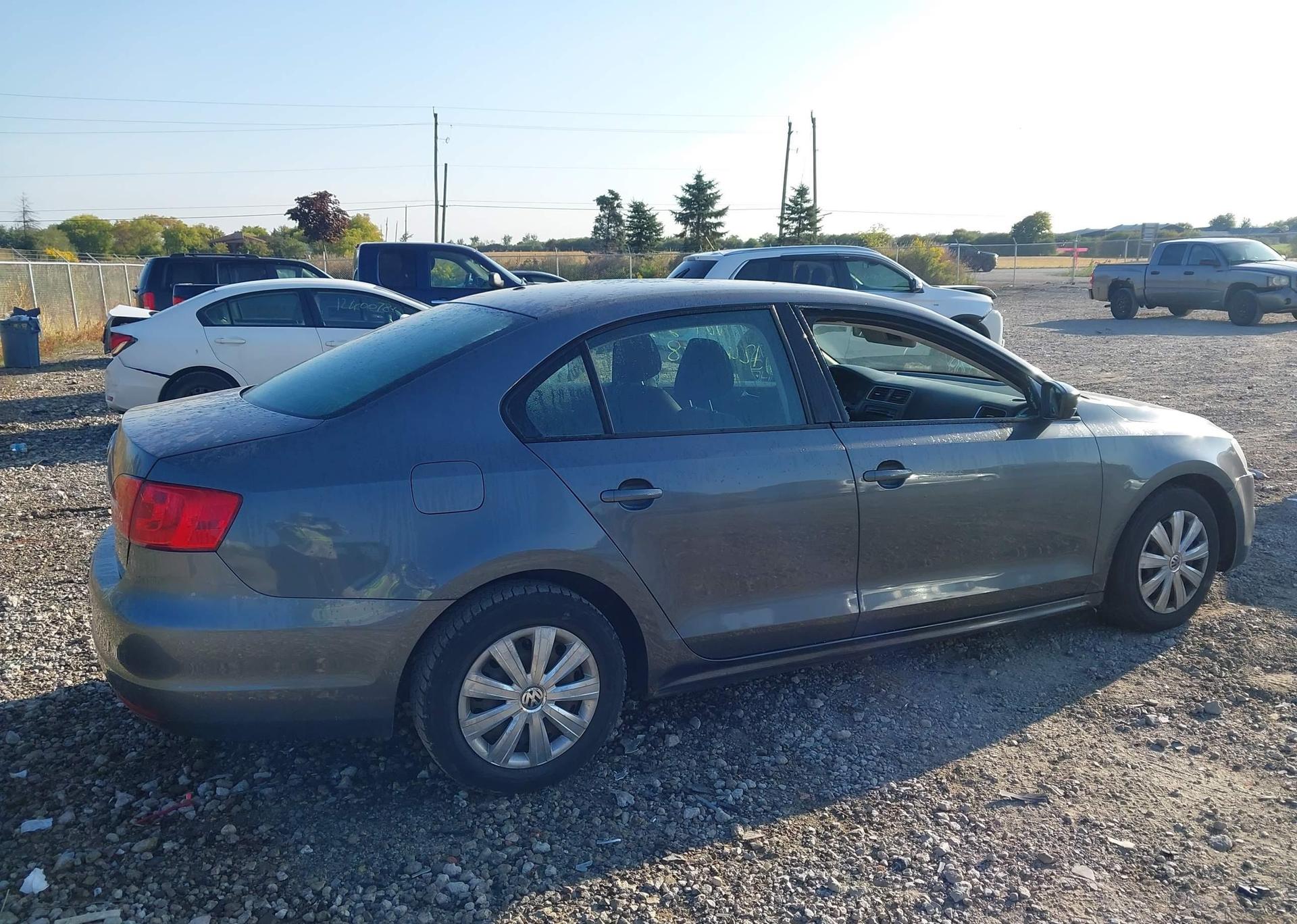 2011 VOLKSWAGEN JETTA S