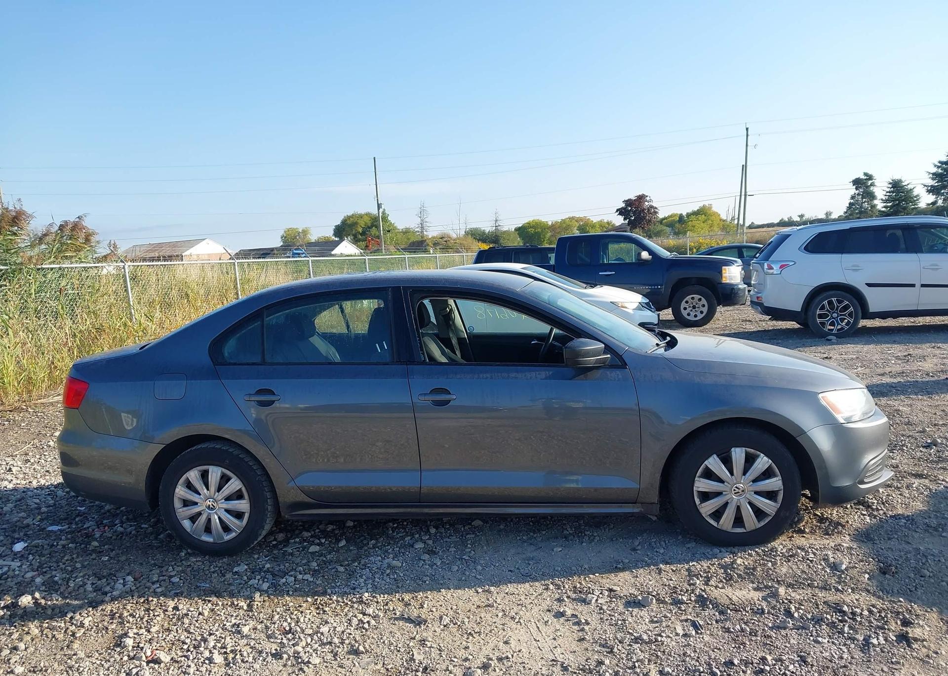 2011 VOLKSWAGEN JETTA S