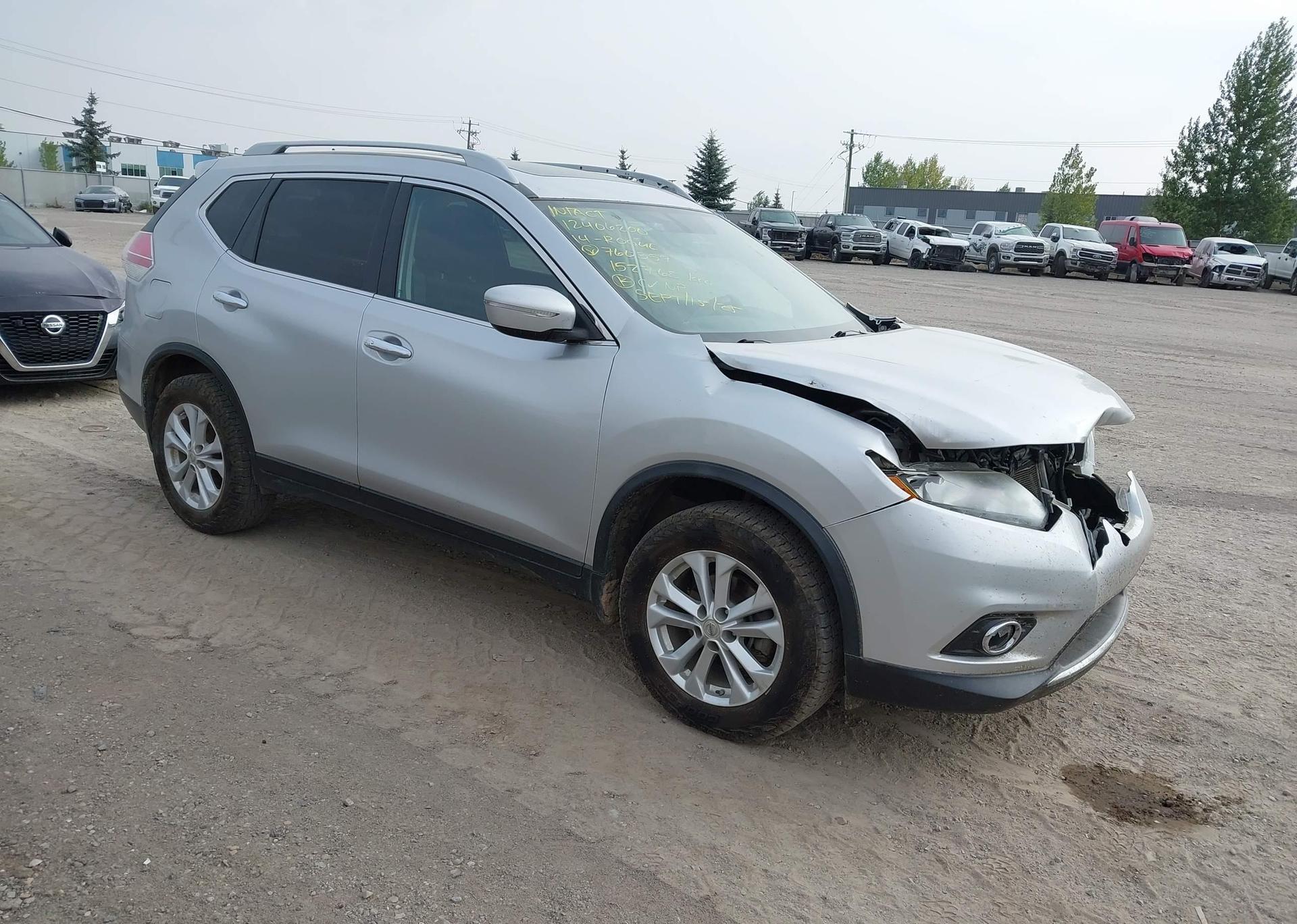 2014 NISSAN ROGUE S