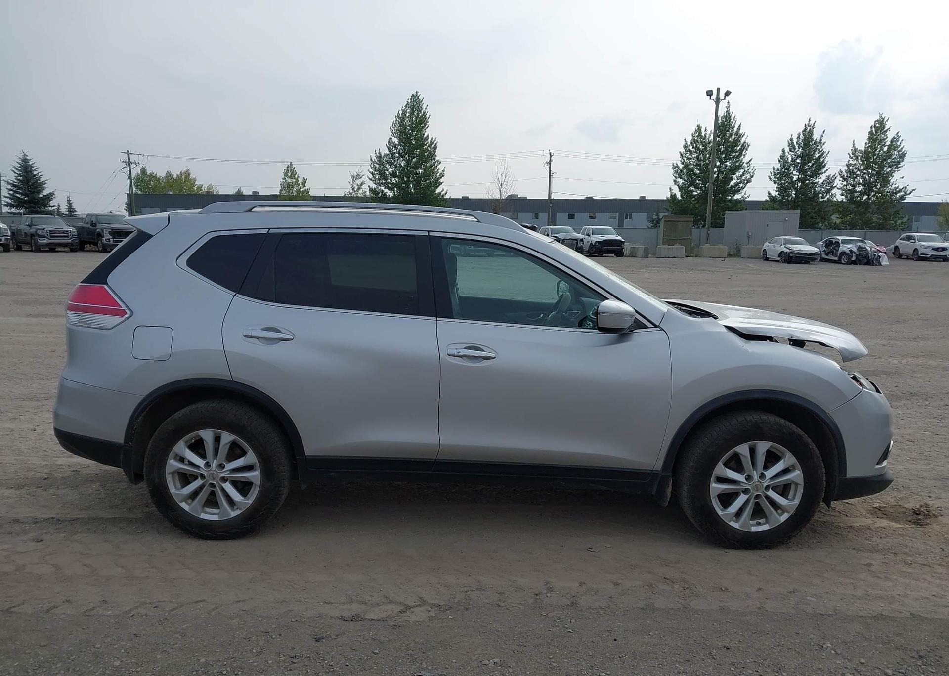 2014 NISSAN ROGUE S
