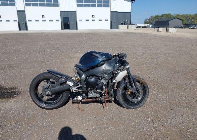 2003 YAMAHA YZFR1