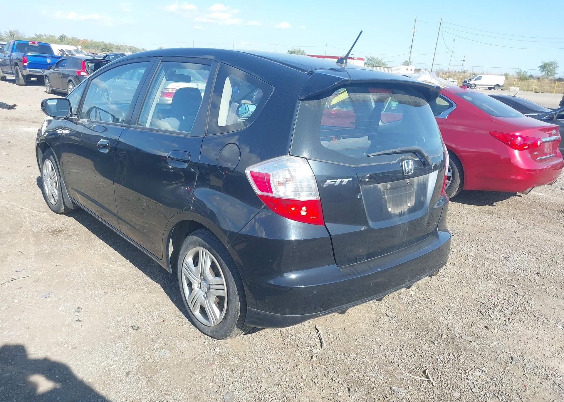 2013 HONDA FIT