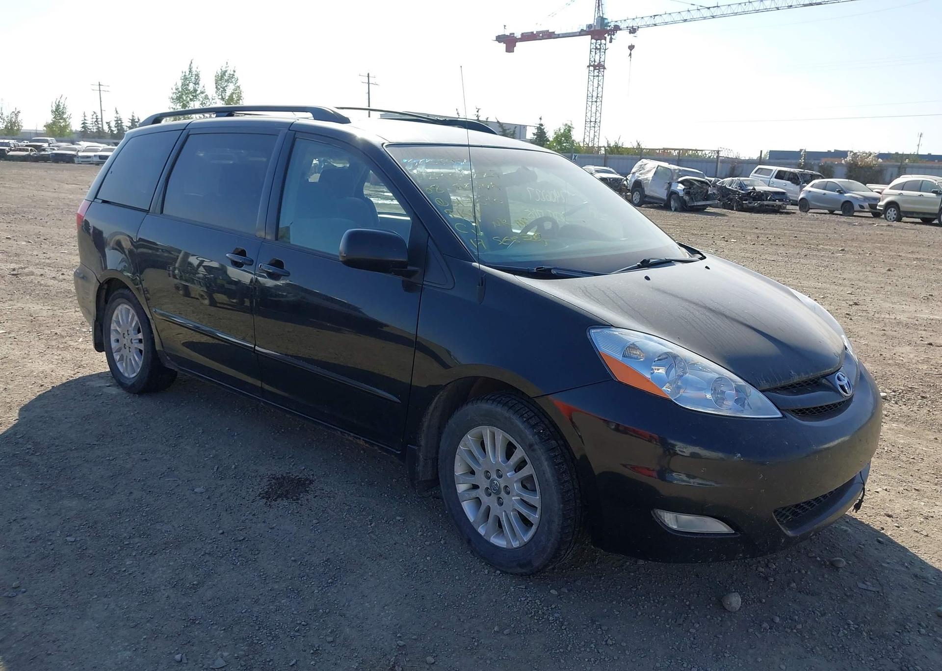 2008 TOYOTA SIENNA LE 7 PASSENGER
