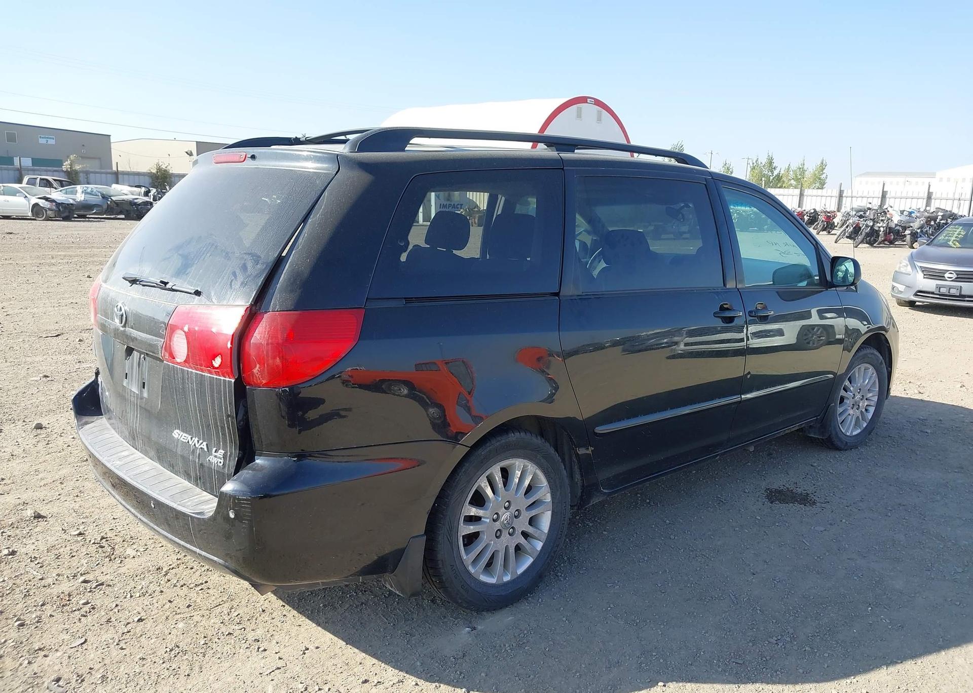 2008 TOYOTA SIENNA LE 7 PASSENGER
