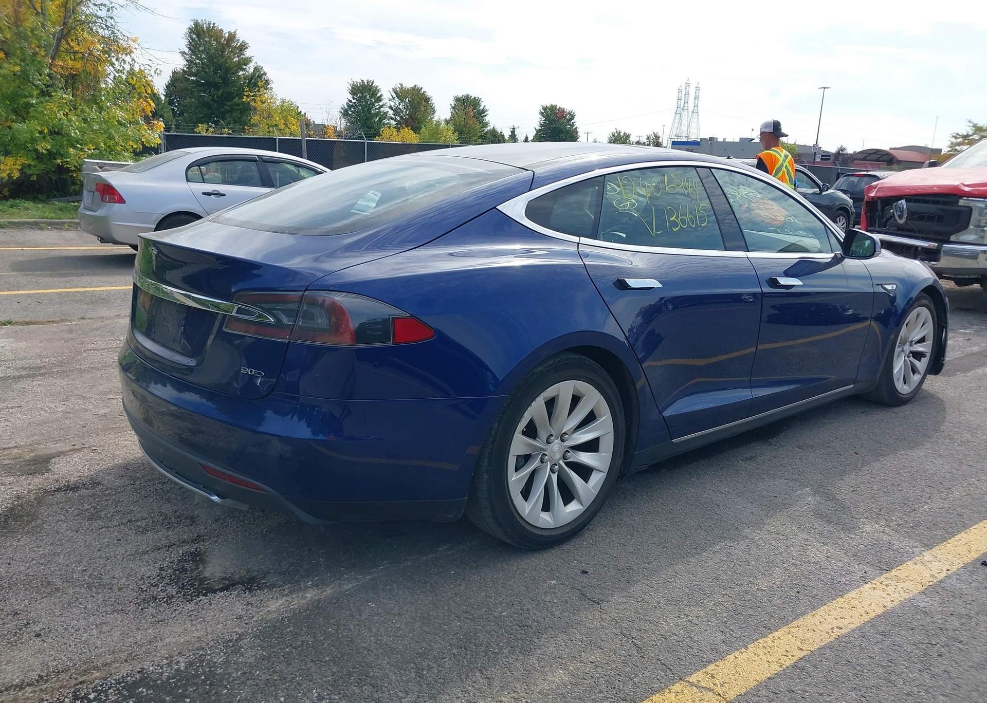 2016 TESLA MODEL S 60D
