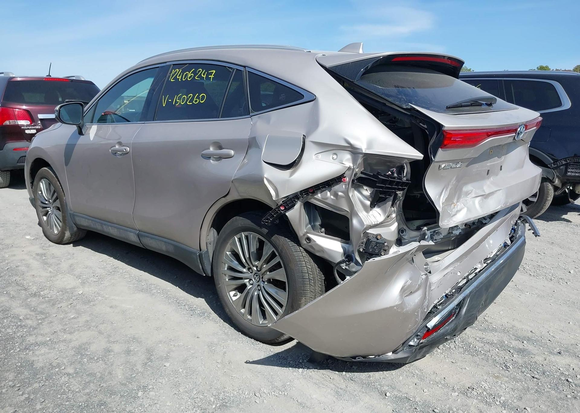 2023 TOYOTA VENZA XLE