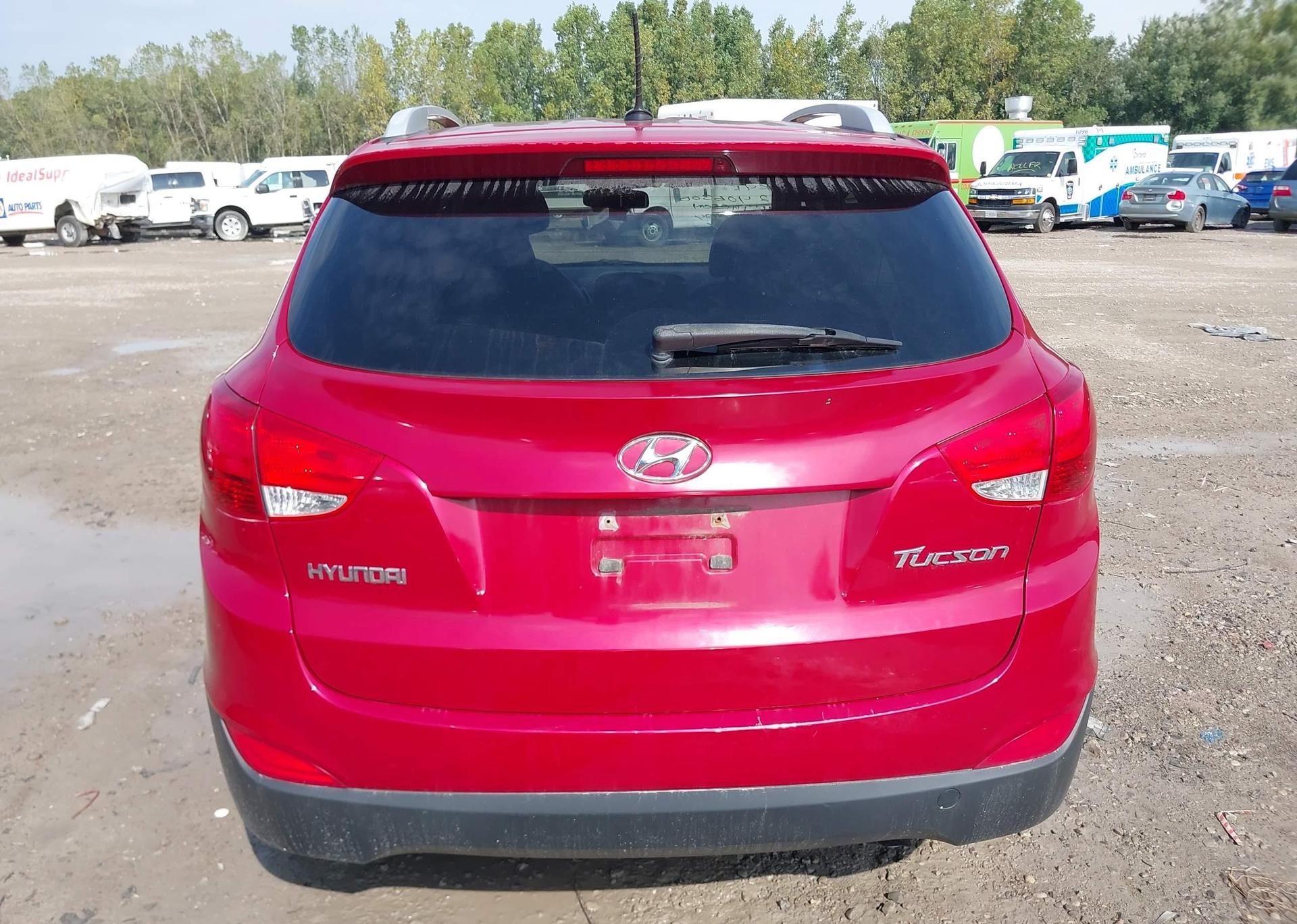 2011 HYUNDAI TUCSON GLS