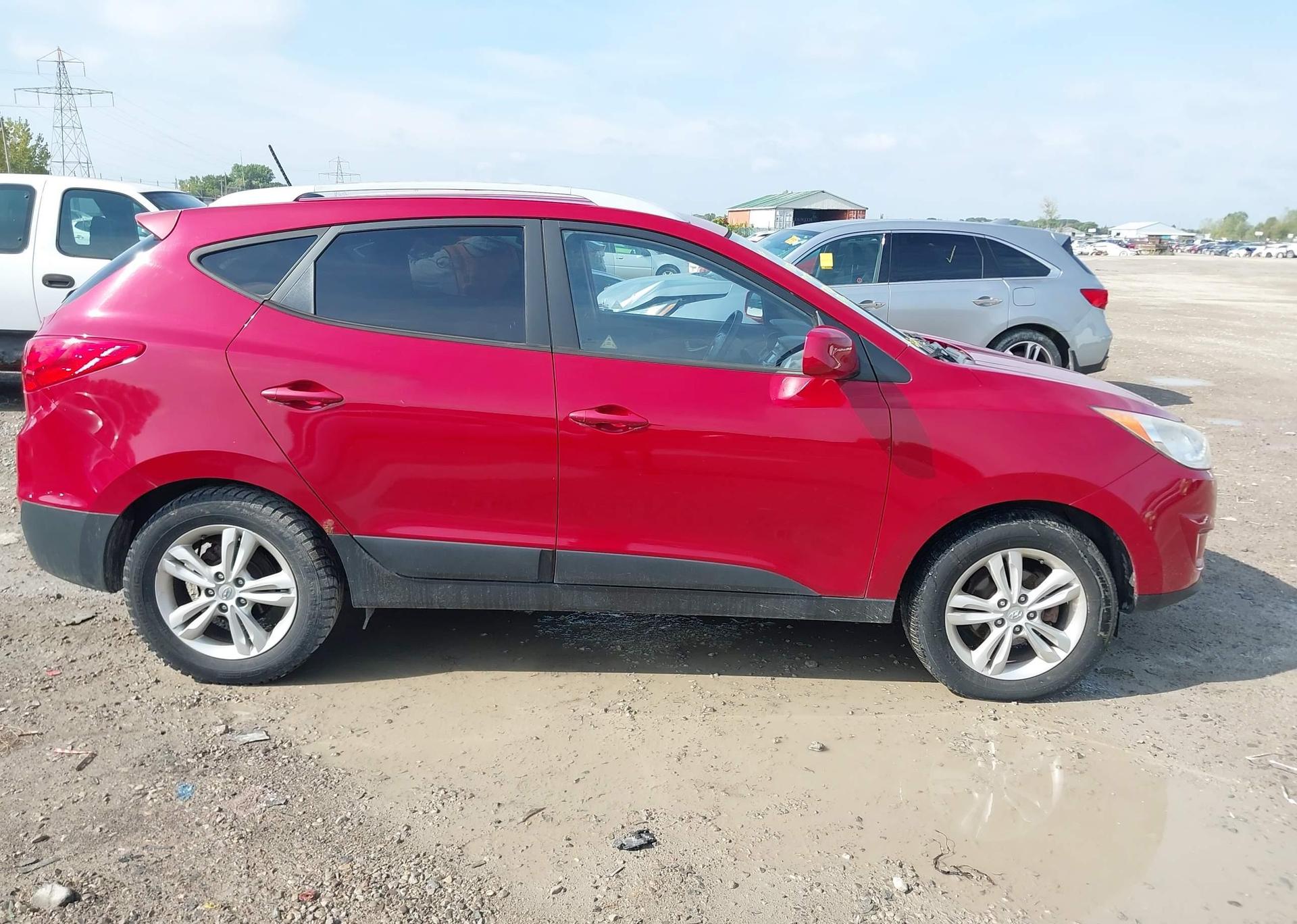 2011 HYUNDAI TUCSON GLS