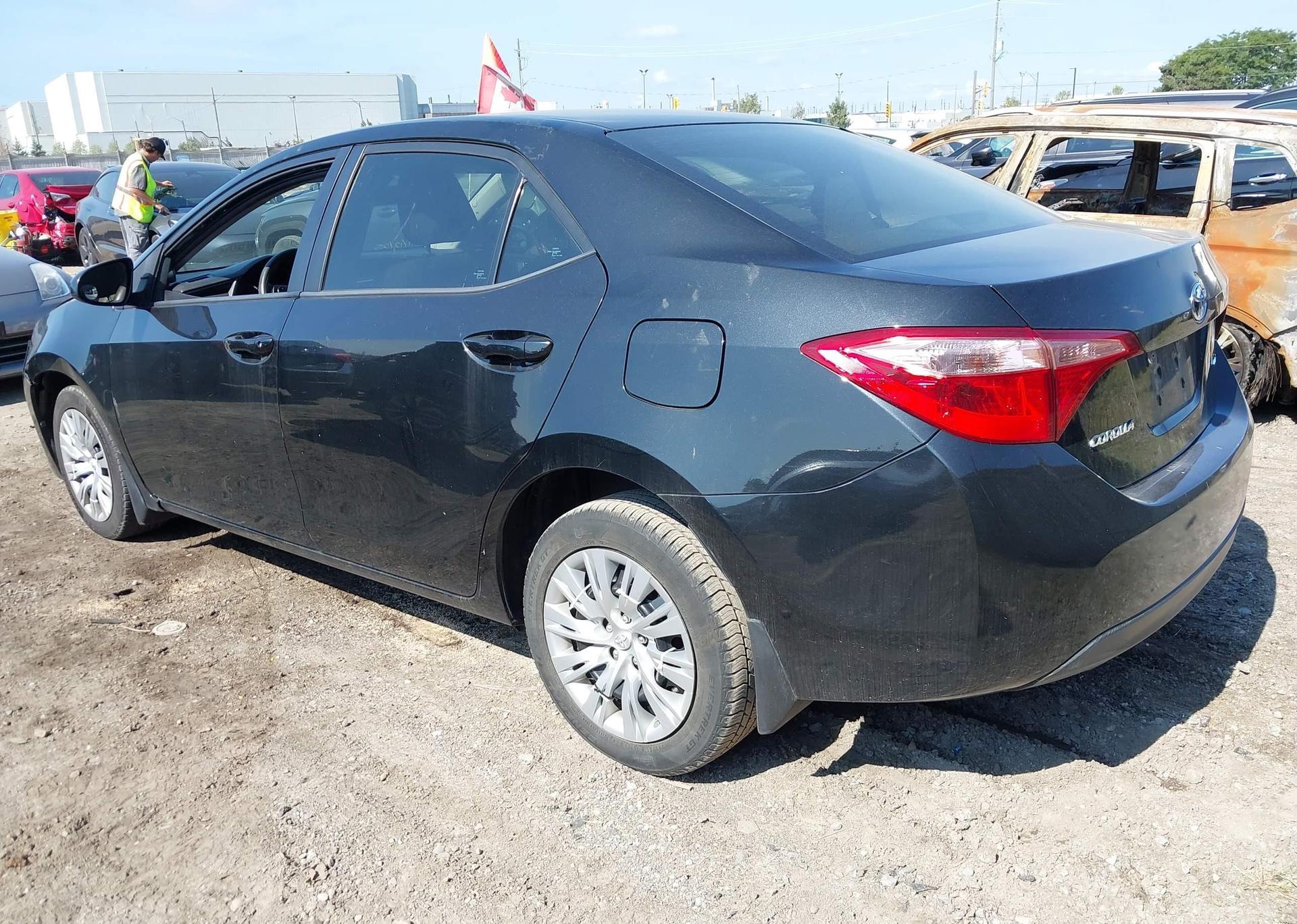 2018 TOYOTA COROLLA LE