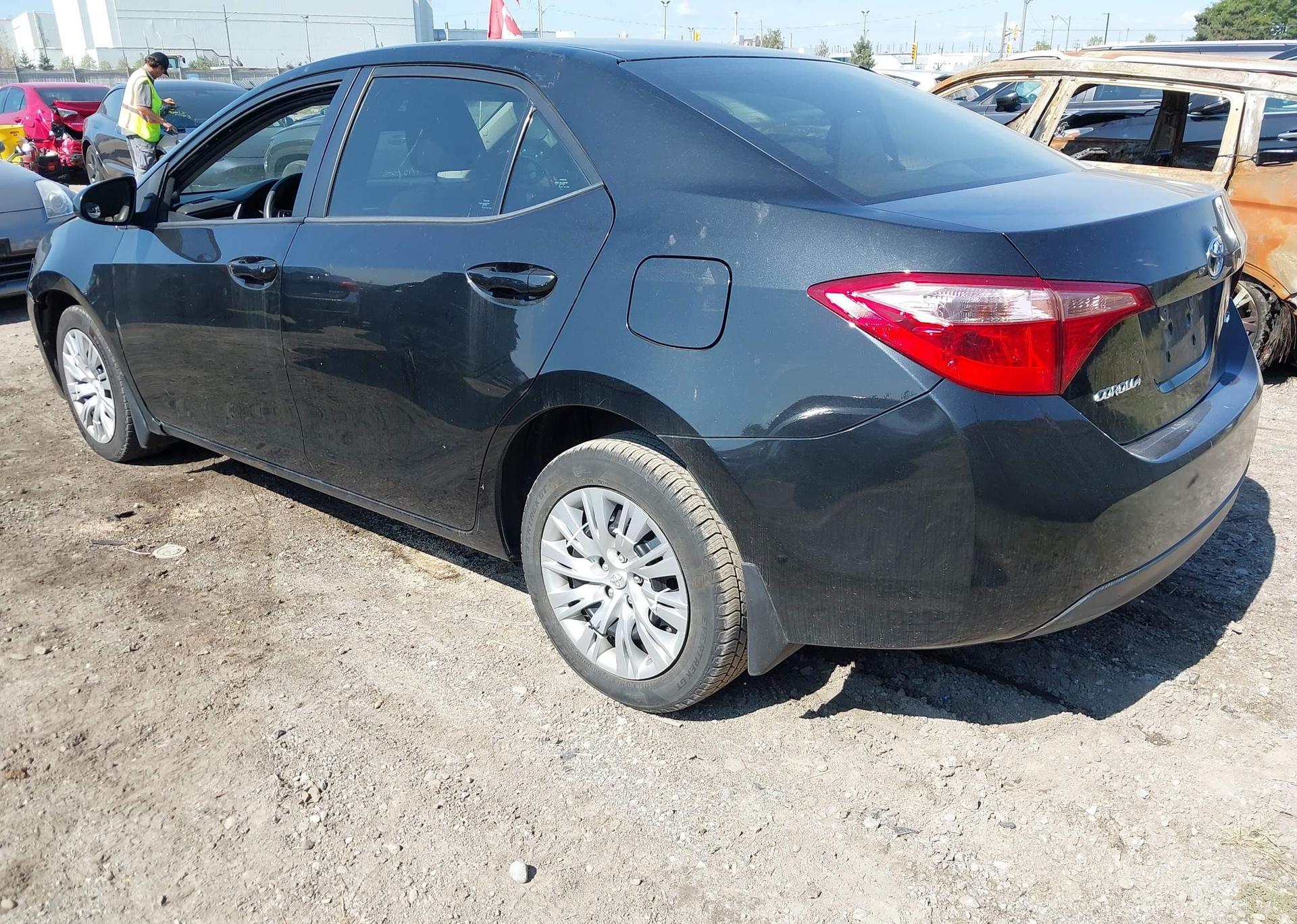 2018 TOYOTA COROLLA LE