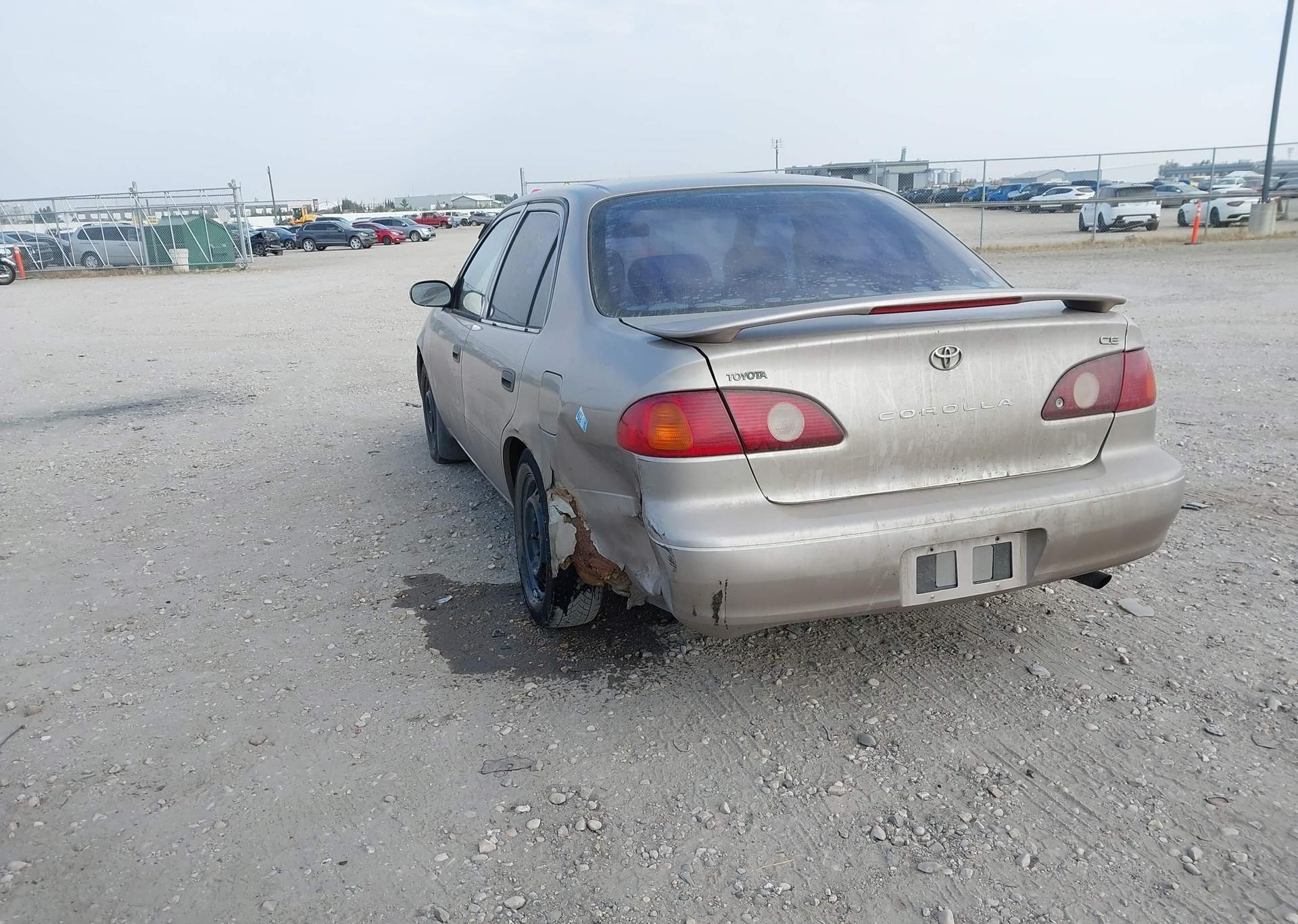 2001 TOYOTA COROLLA CE