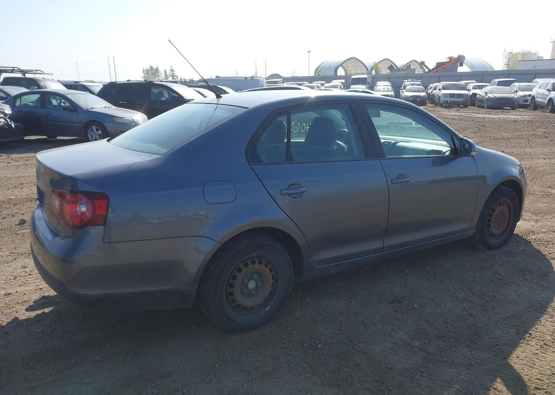 2009 VOLKSWAGEN JETTA 2.0 TDI COMFORTLINE