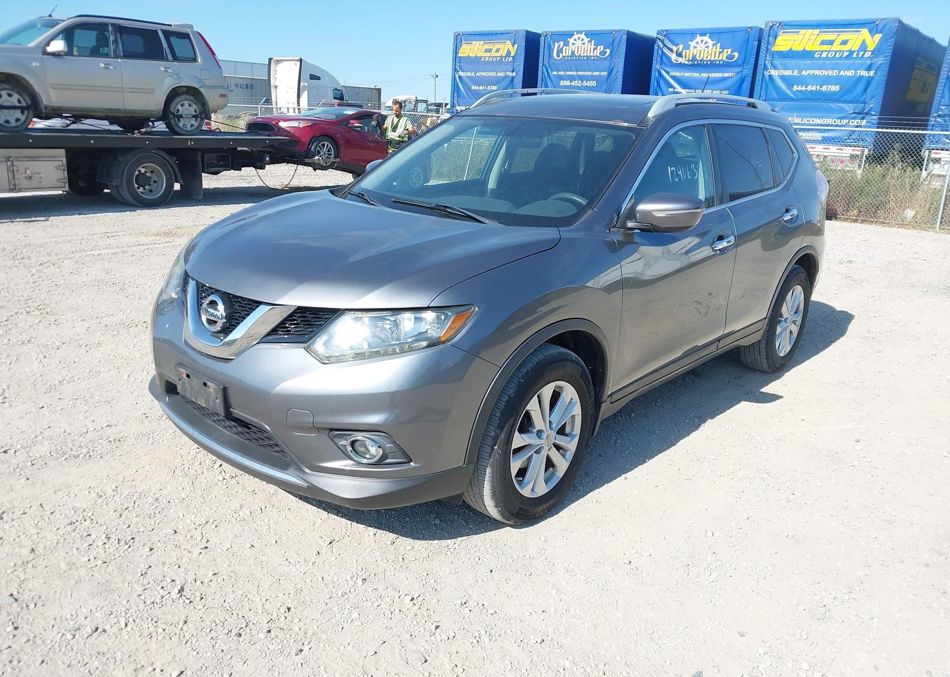 2015 NISSAN ROGUE