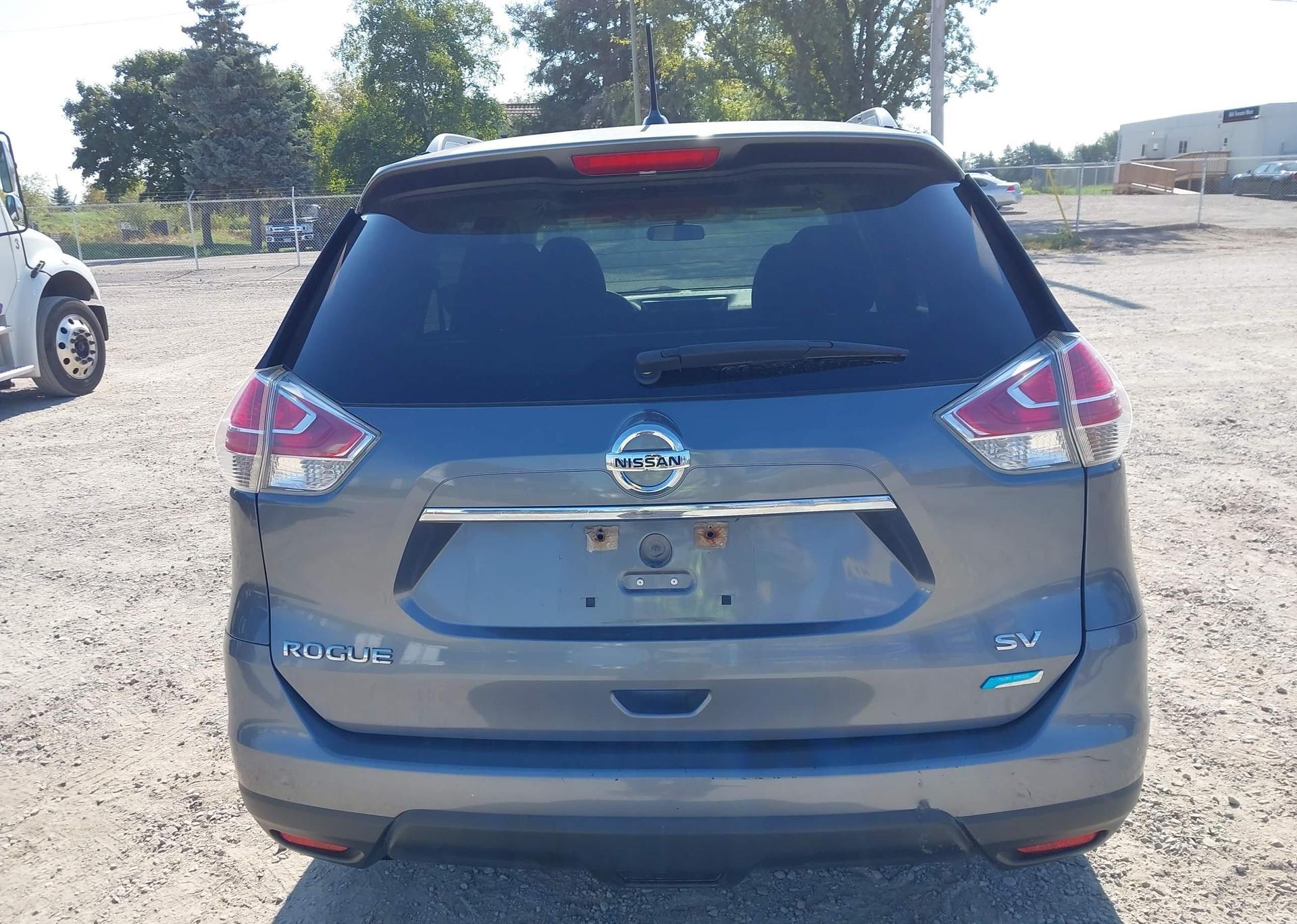 2015 NISSAN ROGUE
