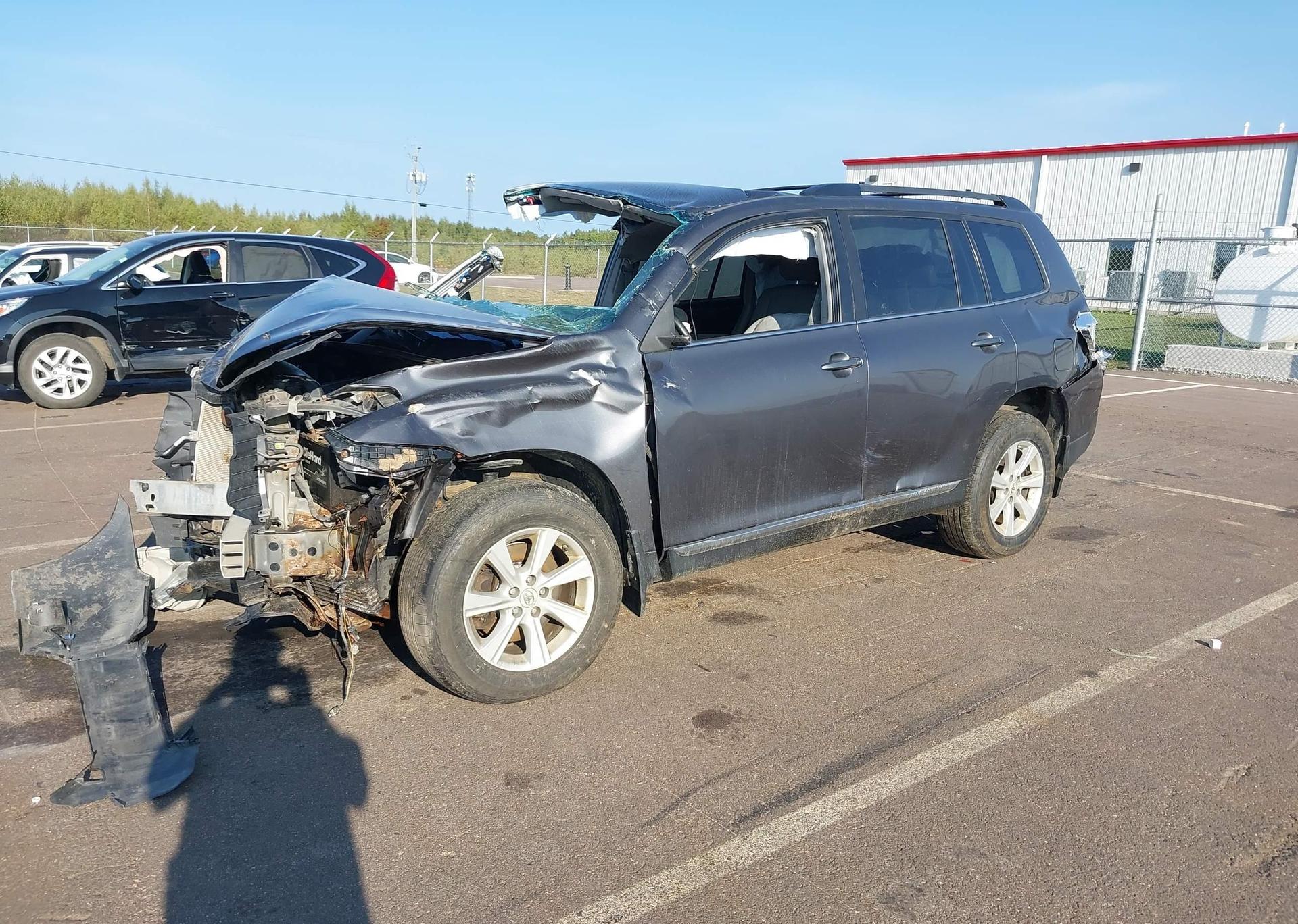 2012 TOYOTA HIGHLANDER V6