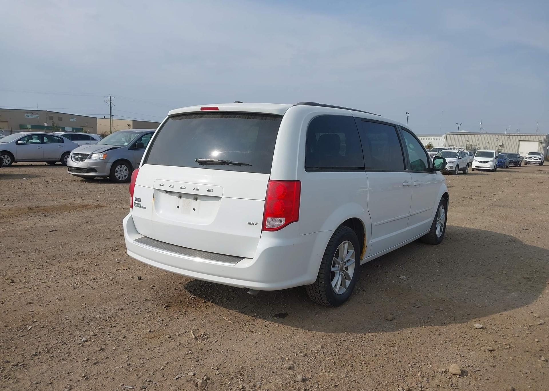 2014 DODGE GRAND CARAVAN SE