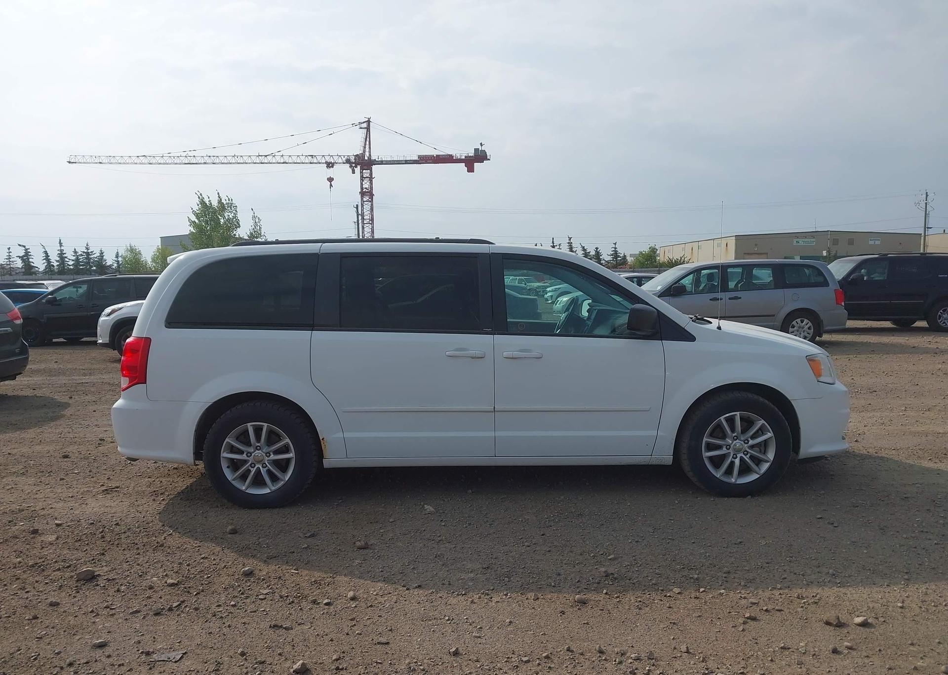 2014 DODGE GRAND CARAVAN SE
