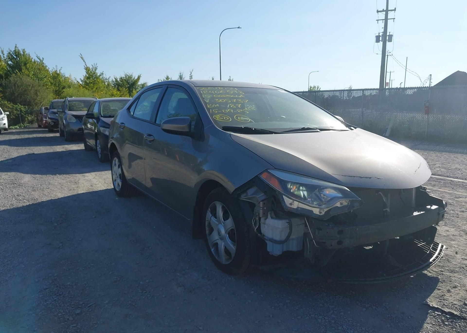 2015 TOYOTA COROLLA LE