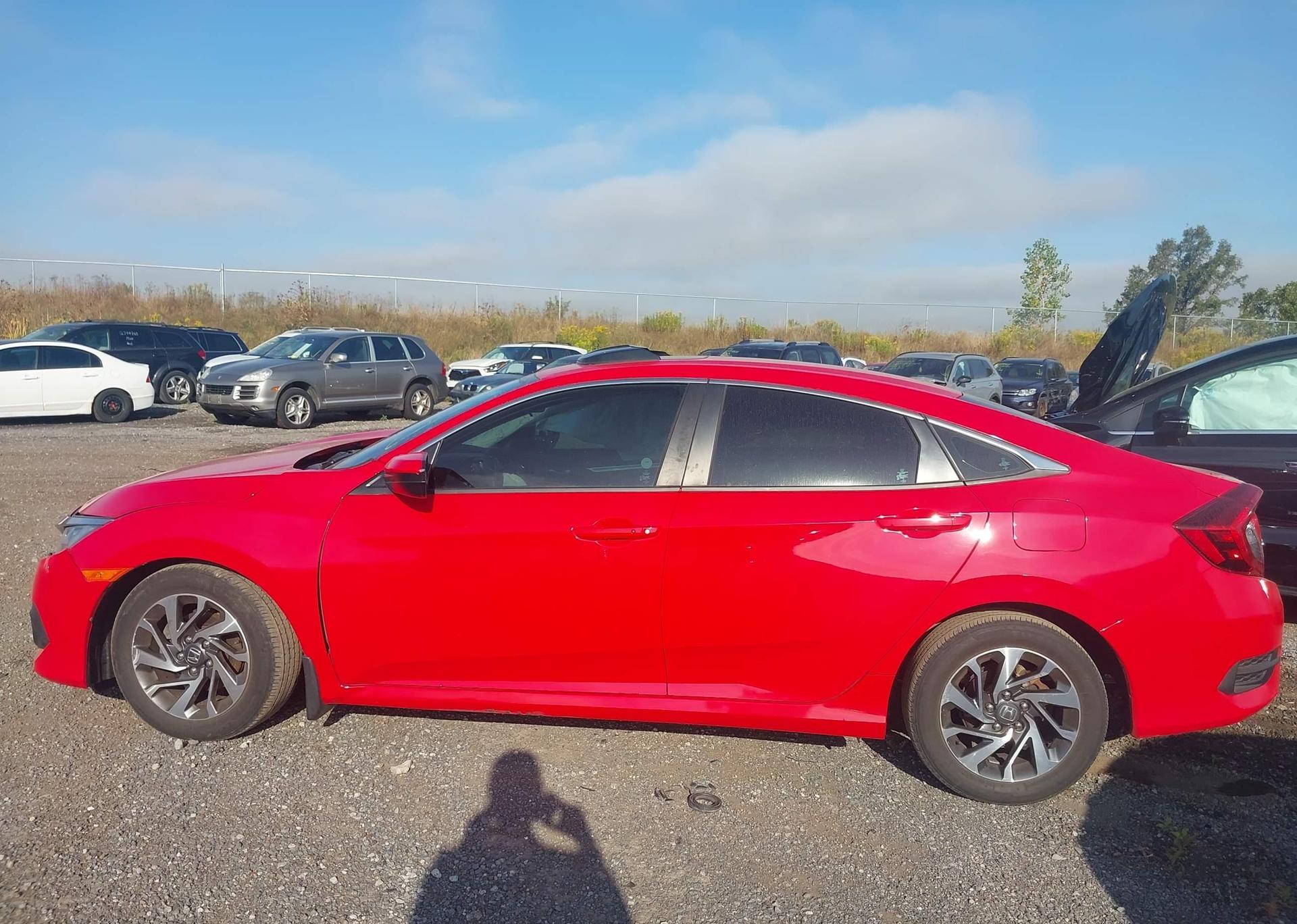 2018 HONDA CIVIC EX