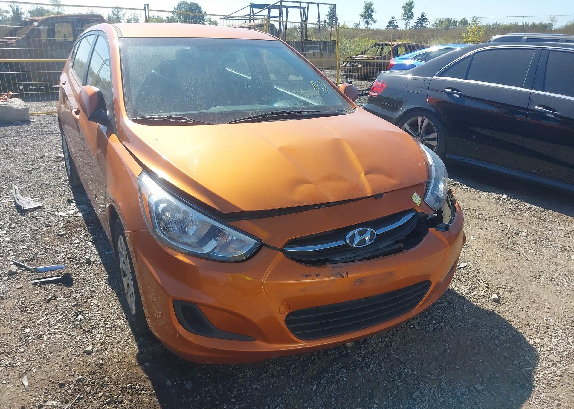 2015 HYUNDAI ACCENT GL
