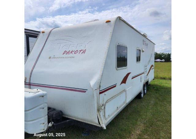 2002 TERRY RESORT DAKOTA 725