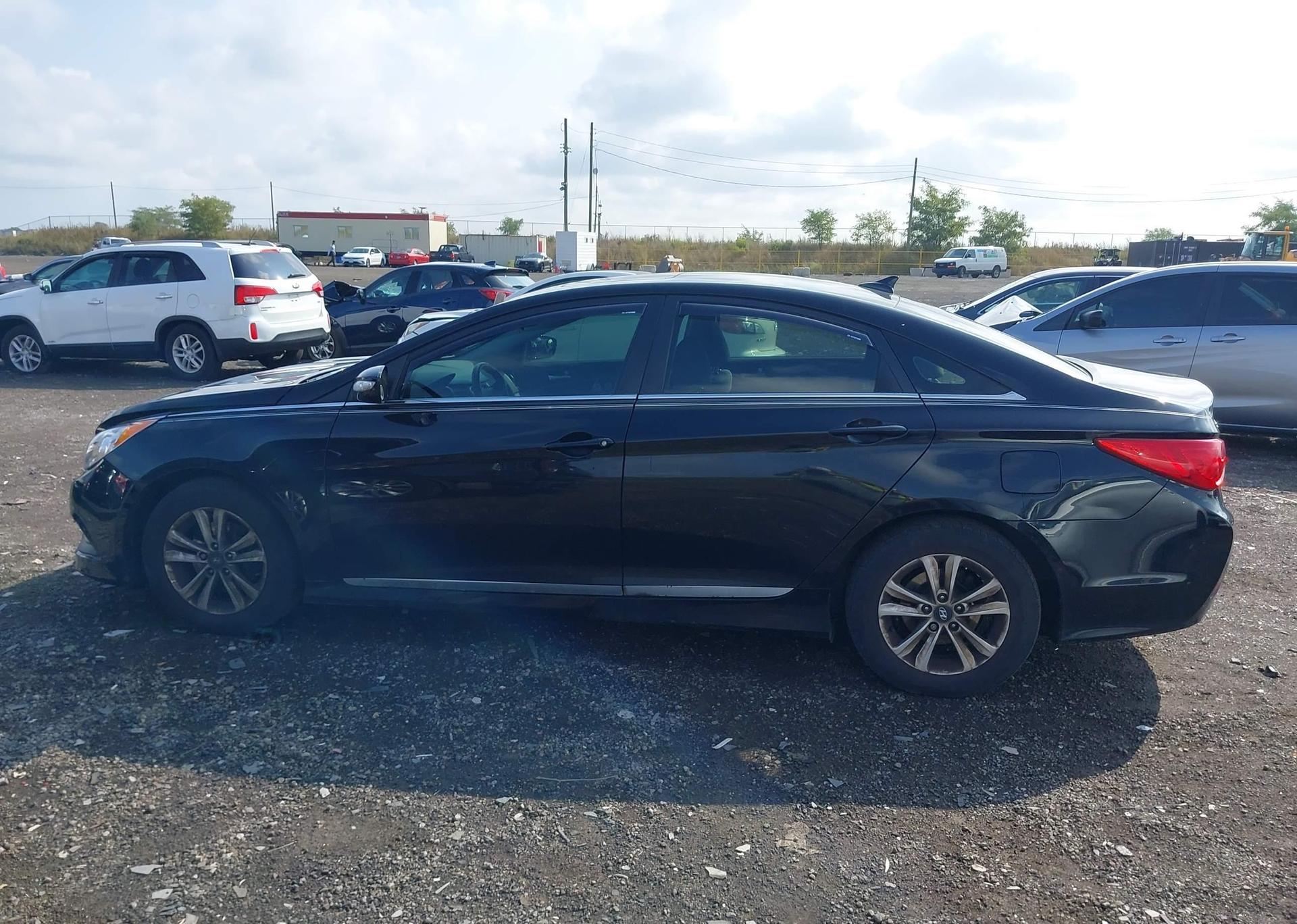 2014 HYUNDAI SONATA GLS