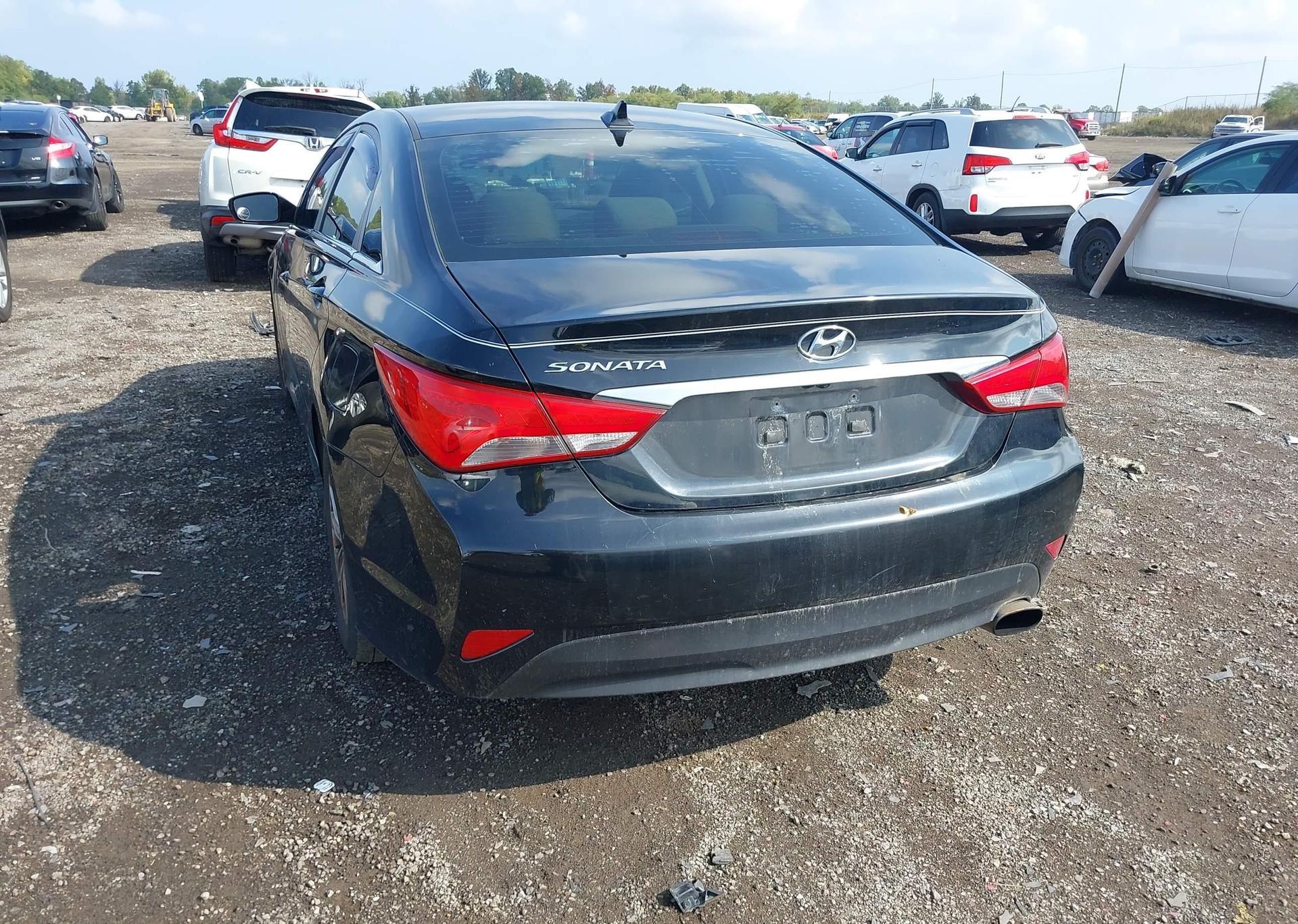 2014 HYUNDAI SONATA GLS