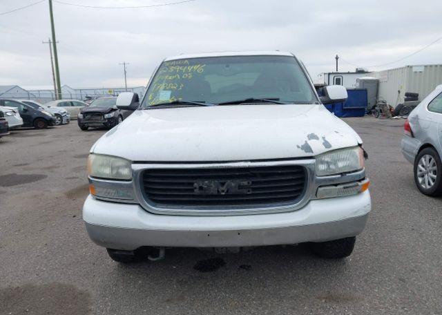 2003 GMC YUKON SLE