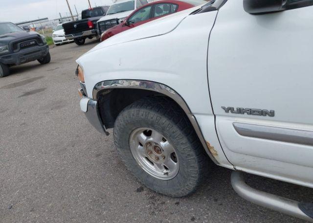 2003 GMC YUKON SLE