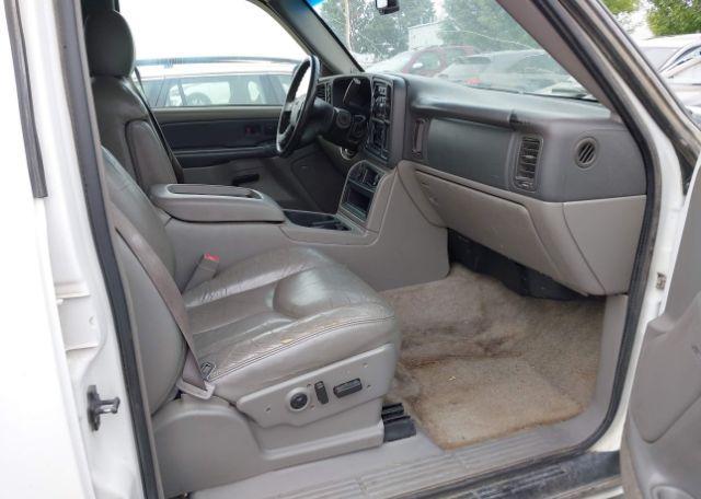2003 GMC YUKON SLE