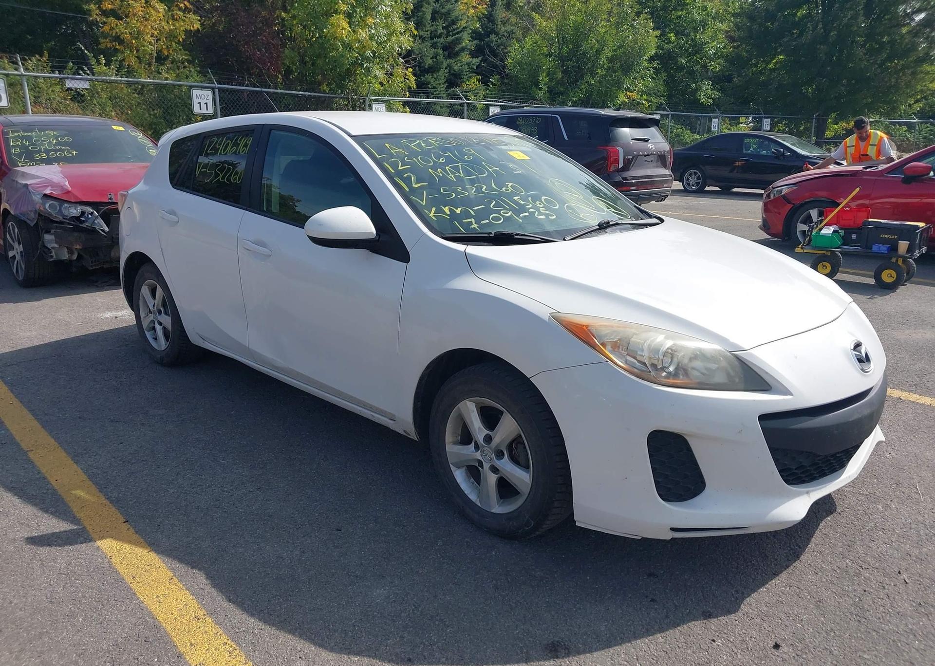 2012 MAZDA 3 I