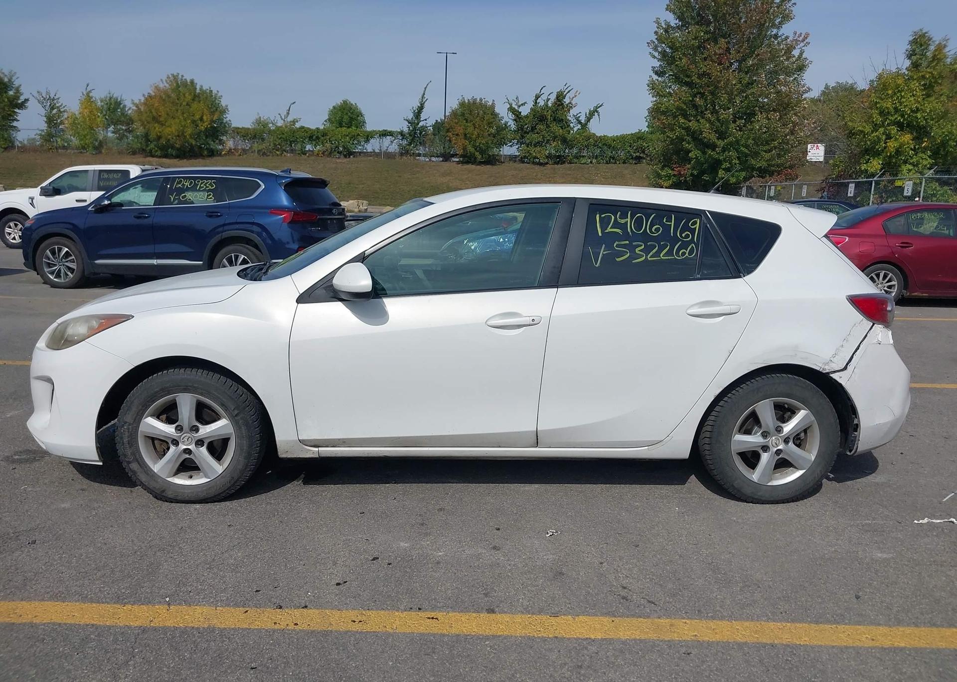 2012 MAZDA 3 I