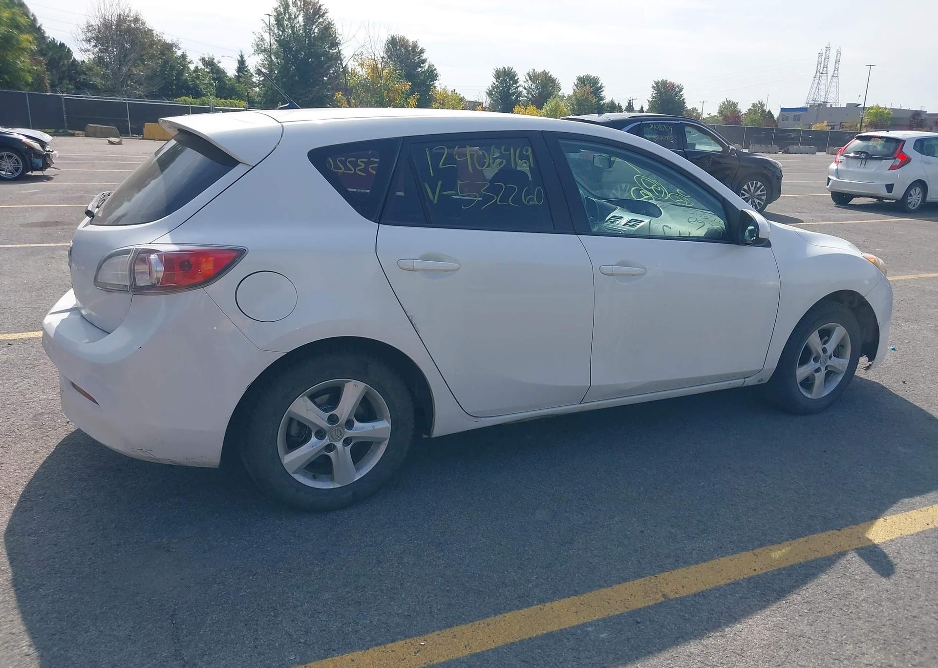 2012 MAZDA 3 I