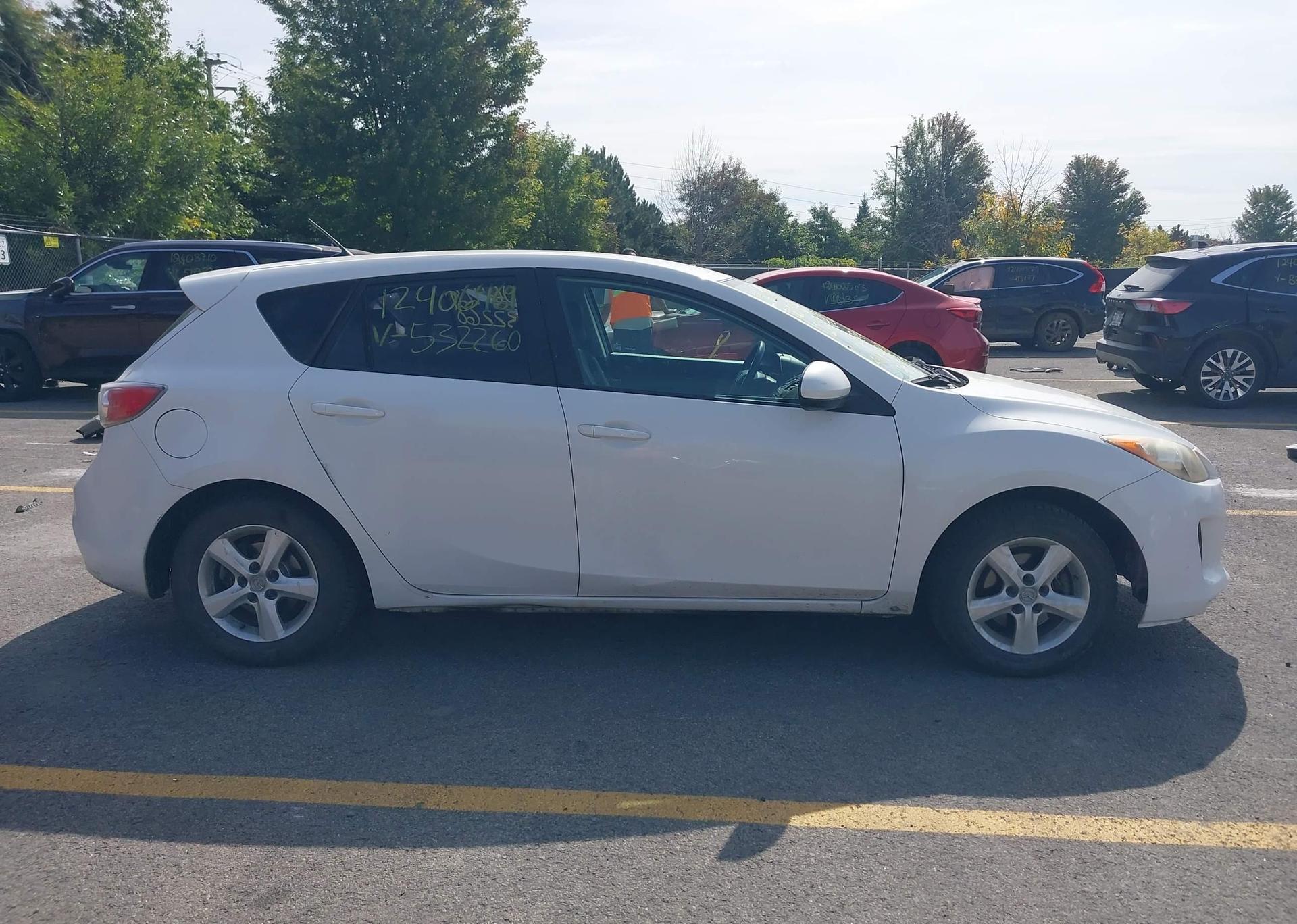 2012 MAZDA 3 I