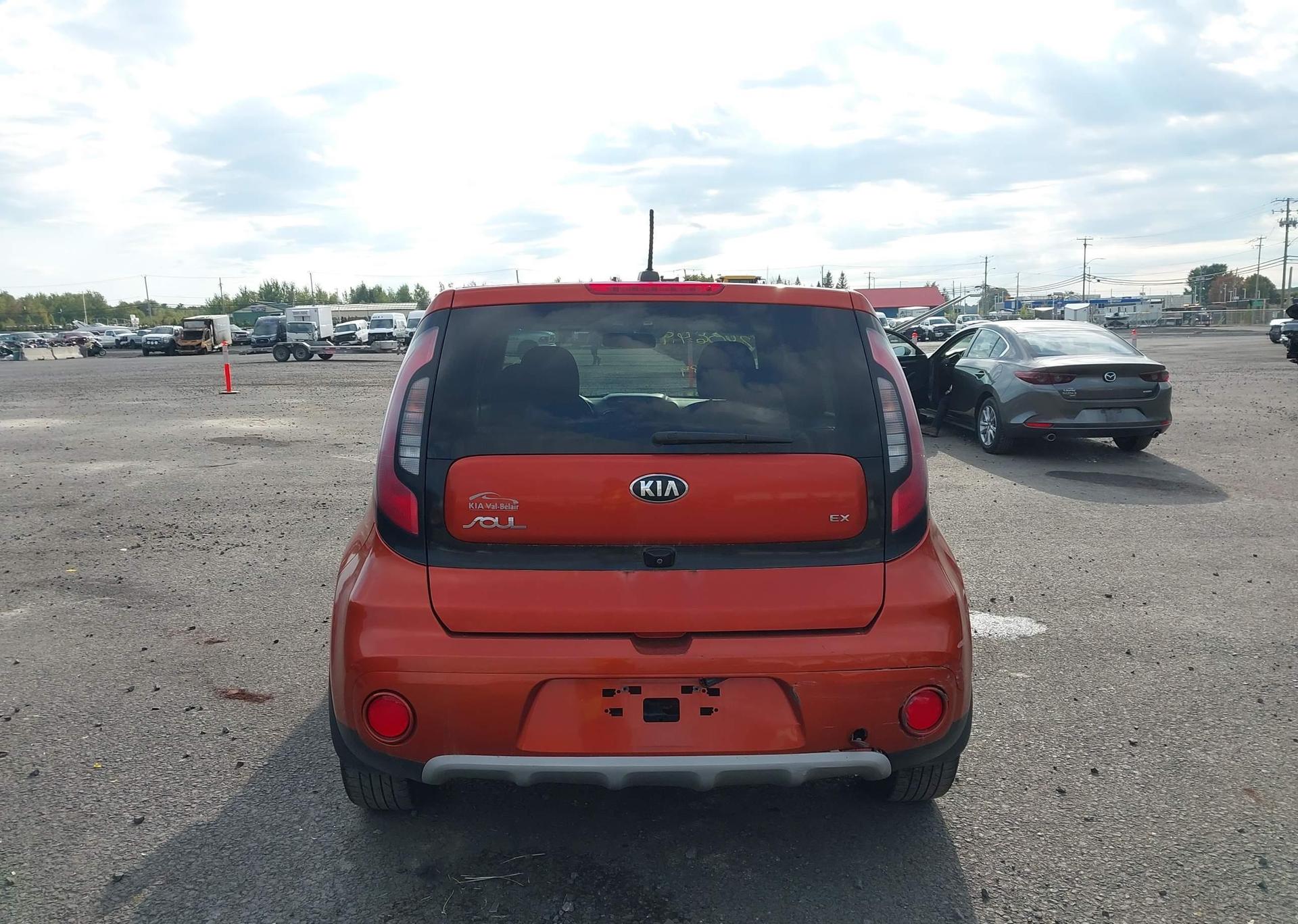 2019 KIA SOUL +