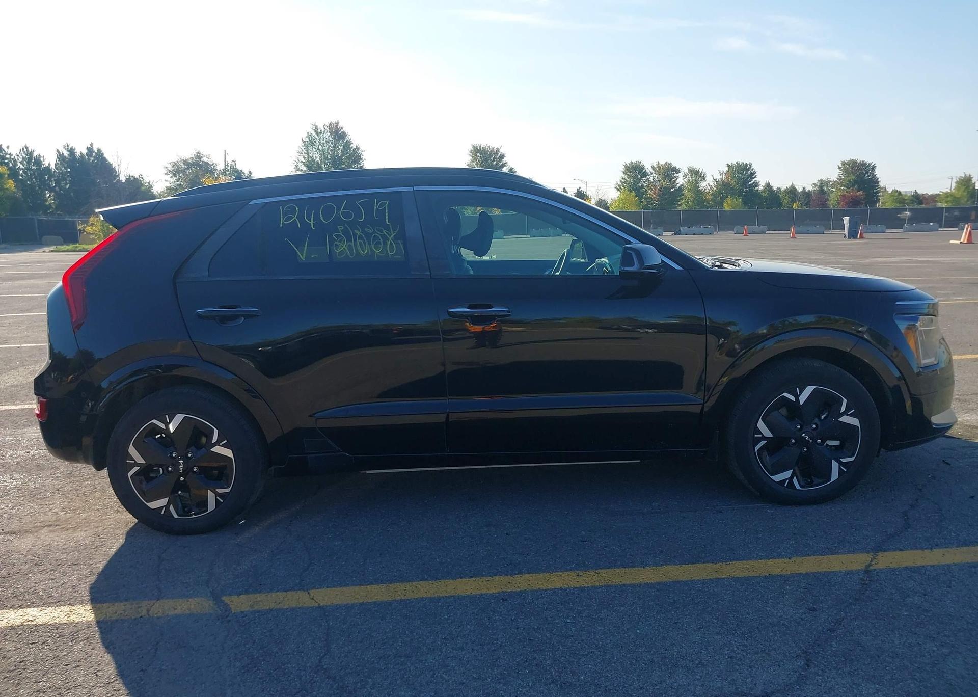 2024 KIA NIRO EV WAVE