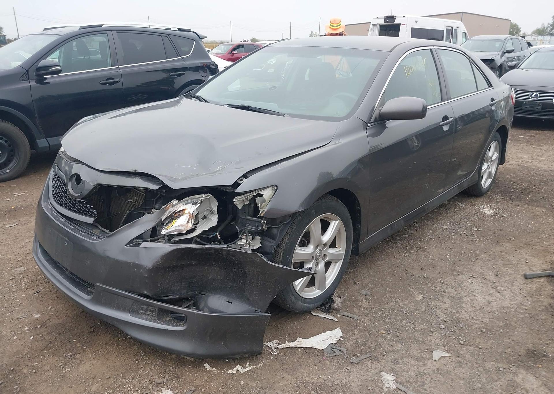2007 TOYOTA CAMRY LE V6