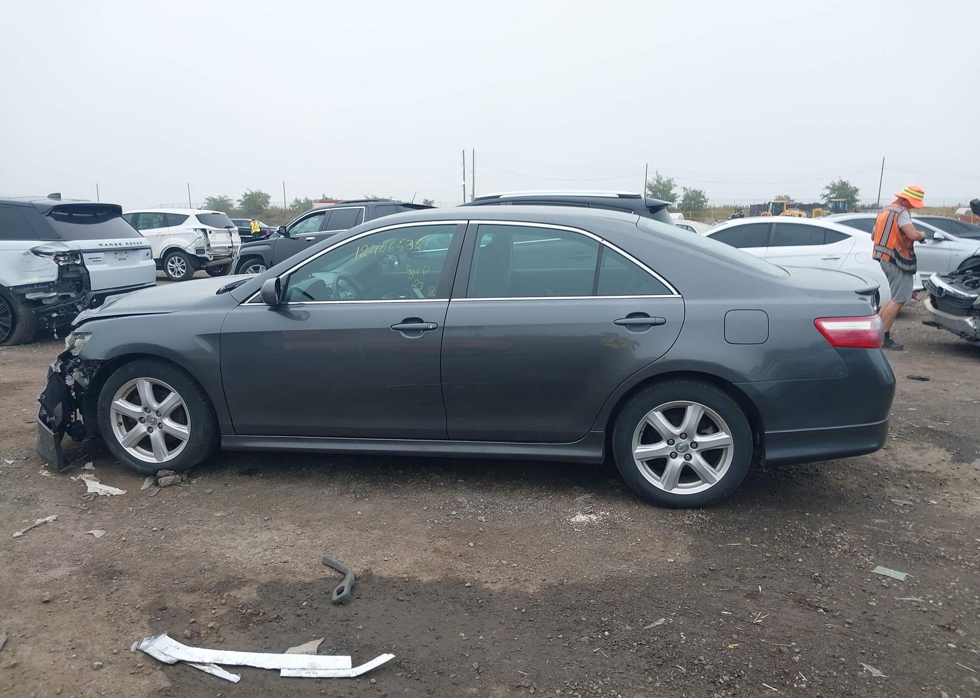 2007 TOYOTA CAMRY LE V6