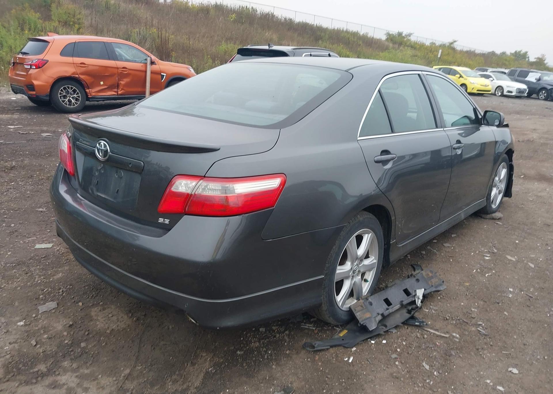 2007 TOYOTA CAMRY LE V6