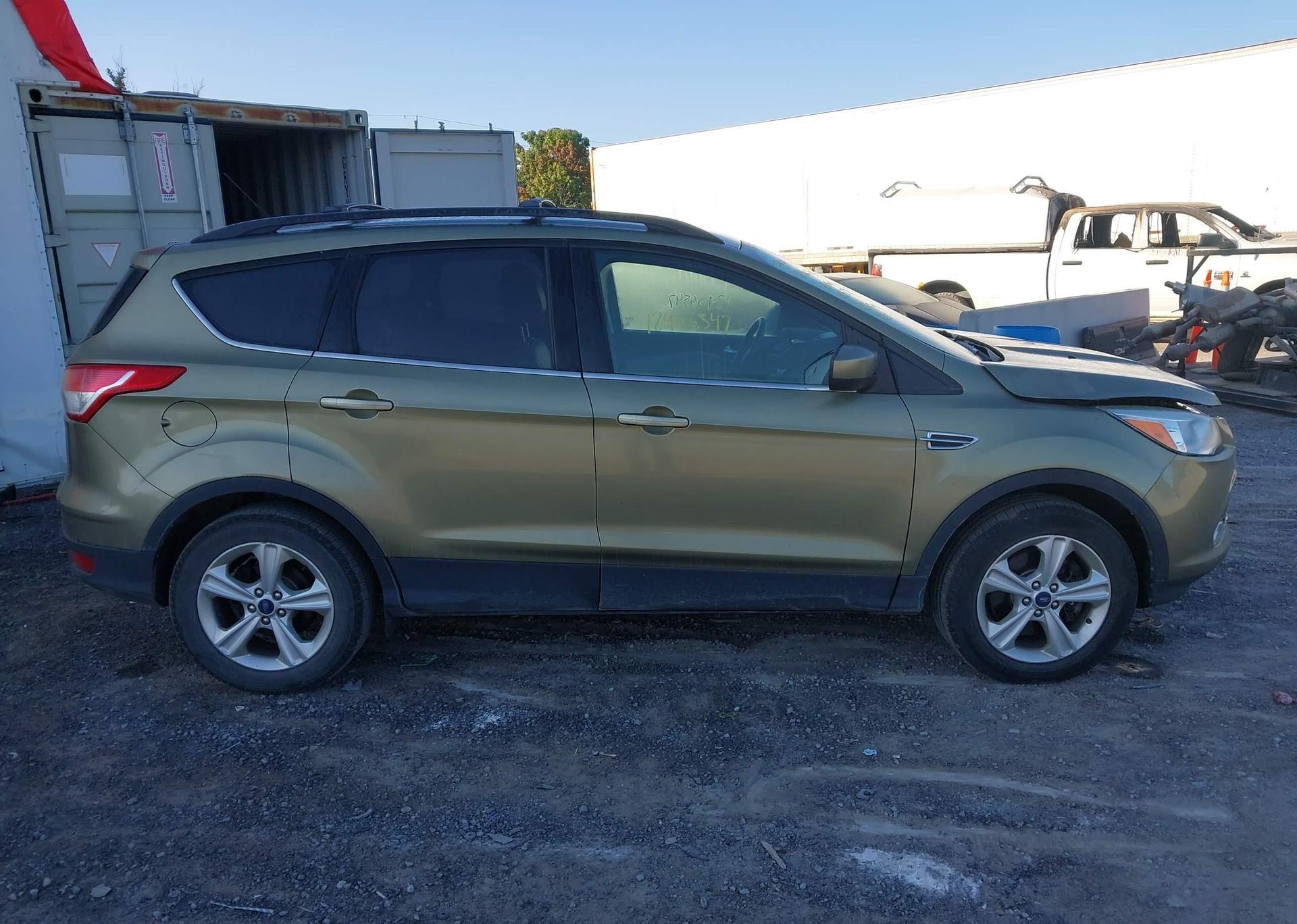 2013 FORD ESCAPE SE